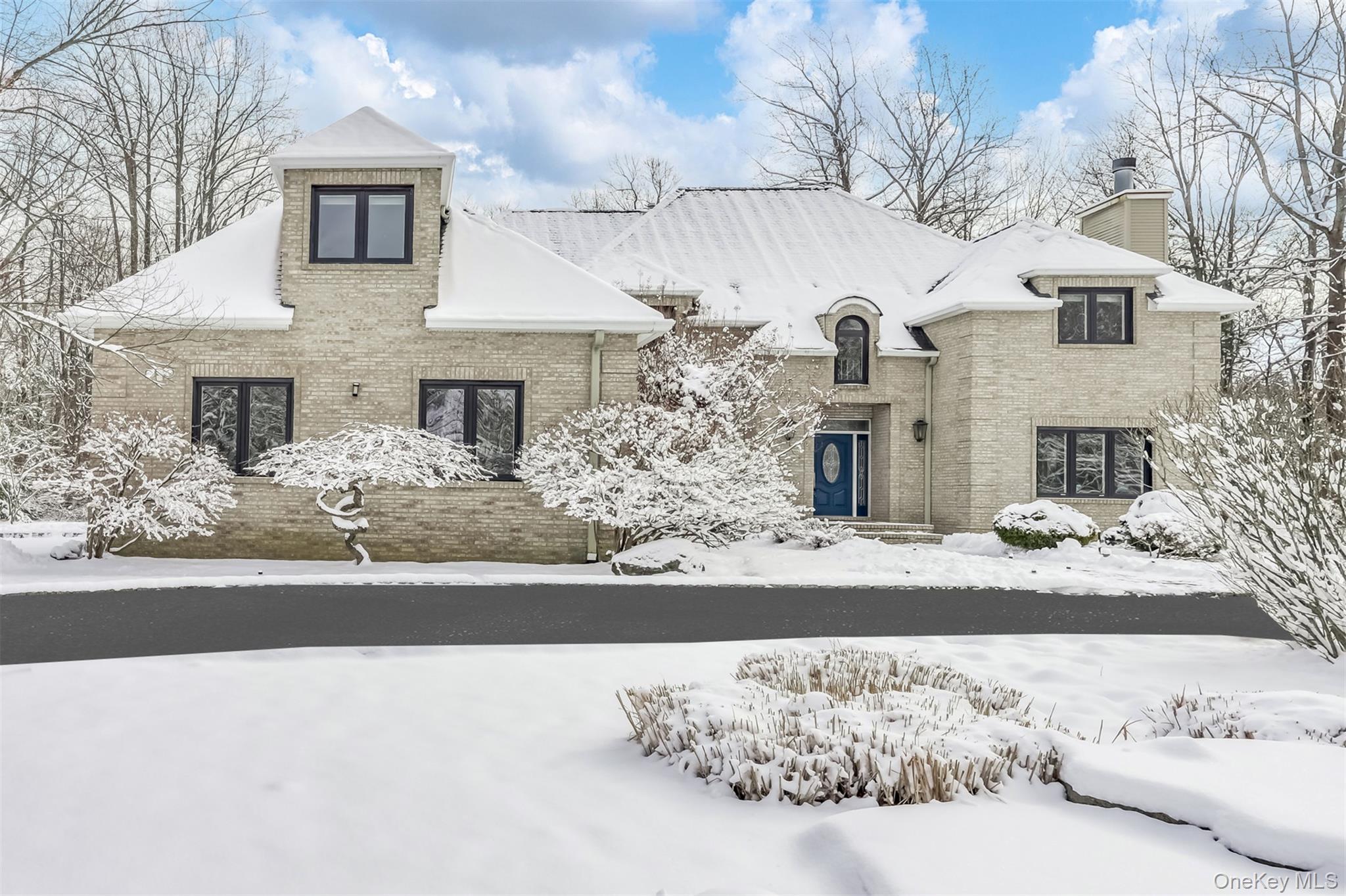 #1 photo, 25 Coe Farm Road, Suffern , NY 10901