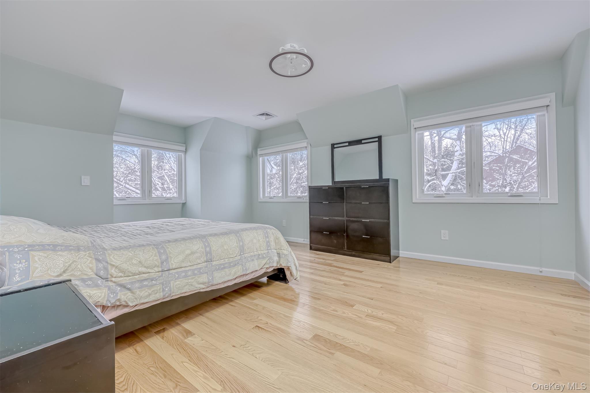 #13 photo, 25 Coe Farm Road, Suffern , NY 10901