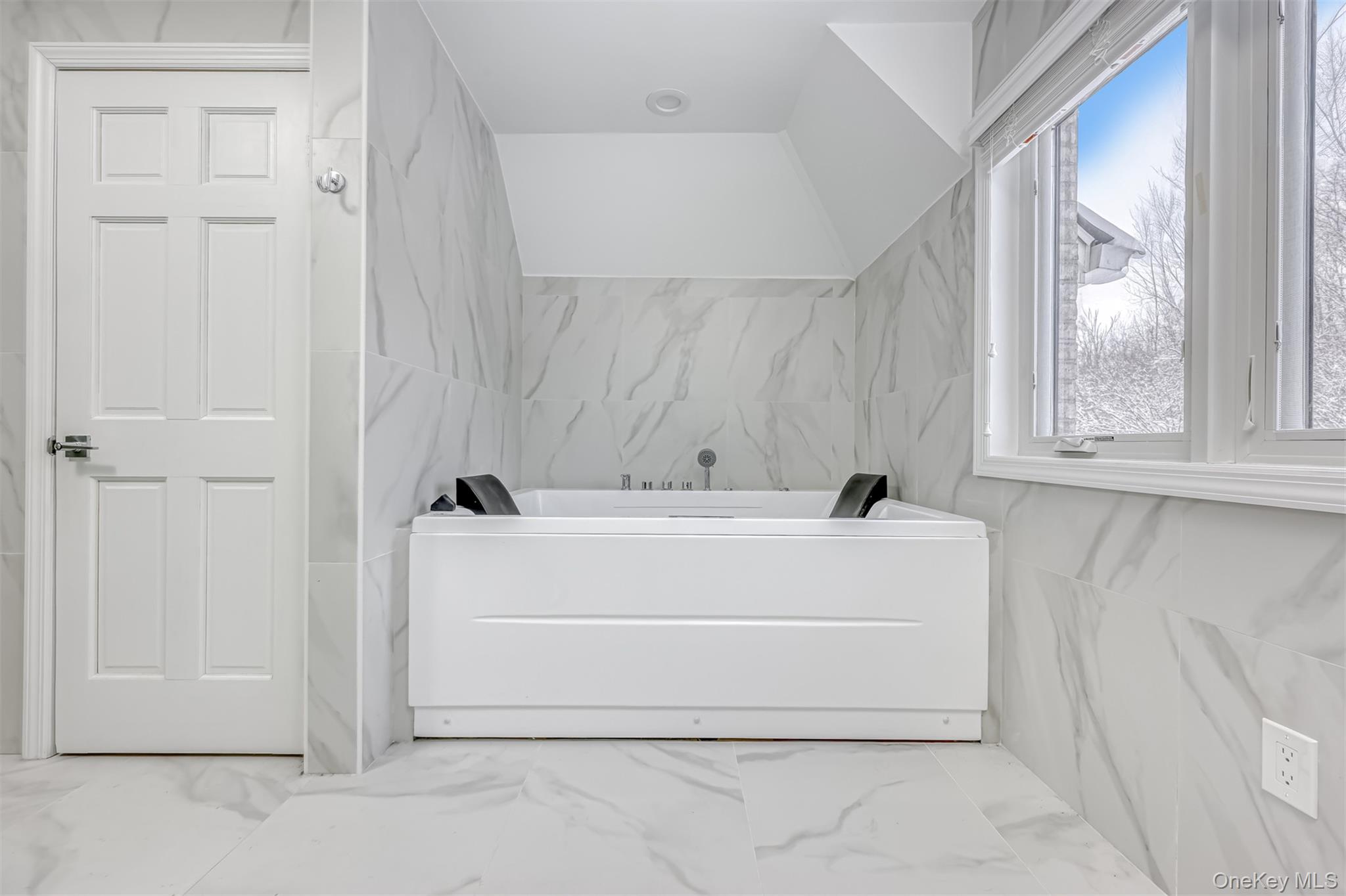 #15 photo, 25 Coe Farm Road, Suffern , NY 10901