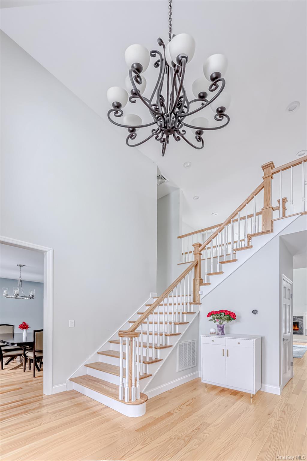 #4 photo, 25 Coe Farm Road, Suffern , NY 10901