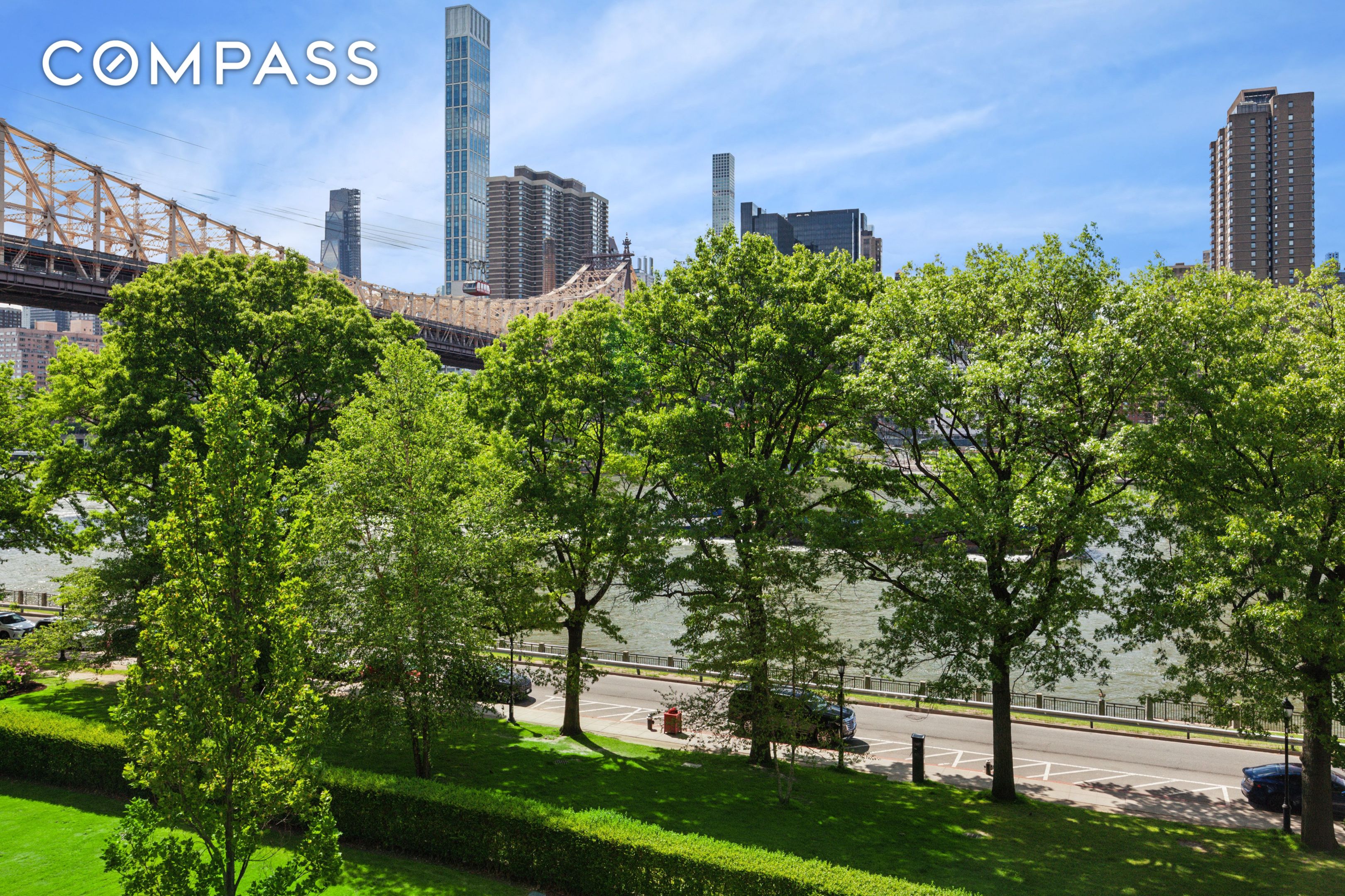 #7 photo, 415 Main Street, מנהטן Roosevelt Island , NY 10044