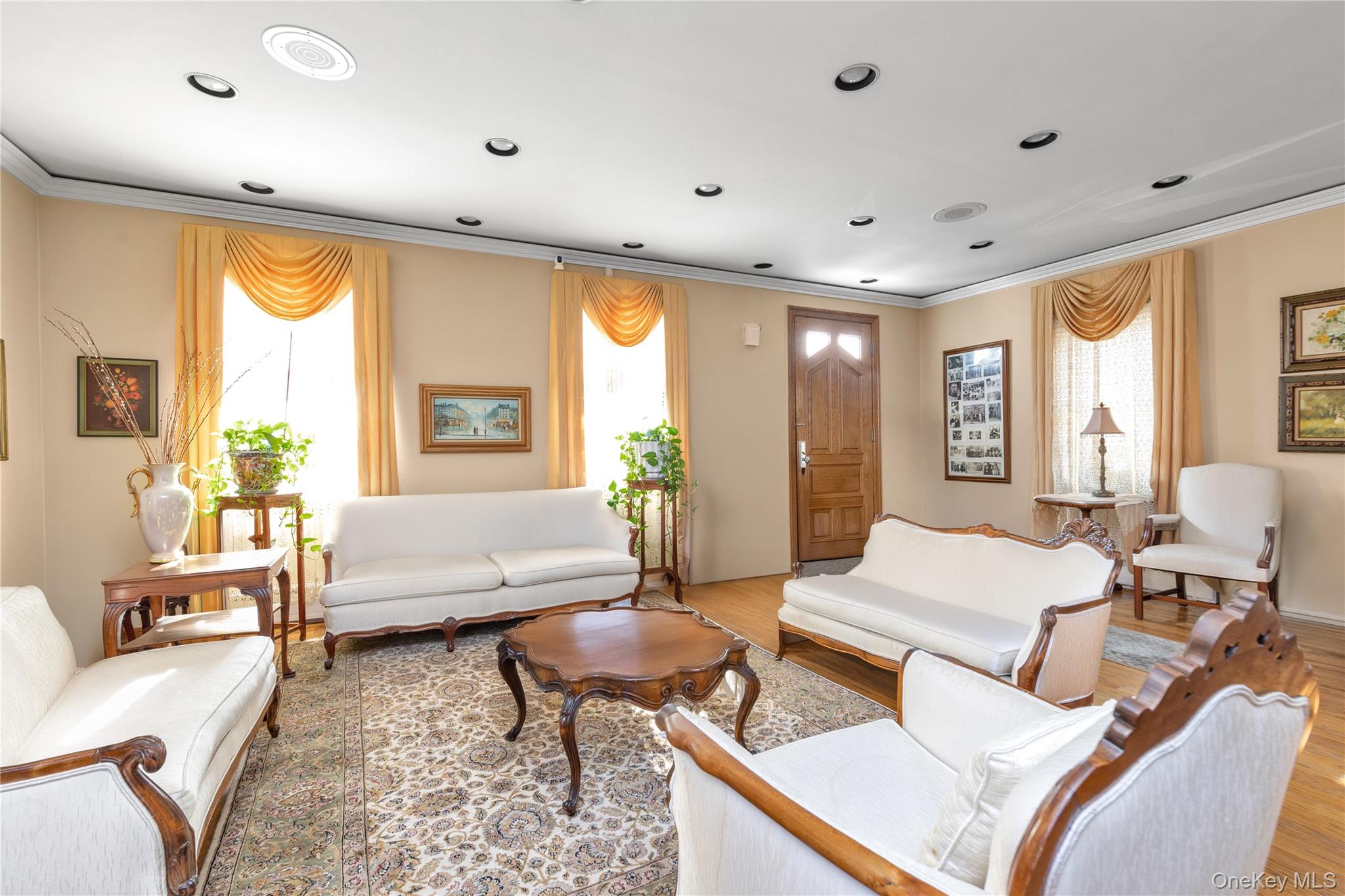 #2 photo, 145-85 9th Avenue, كوينز Whitestone , NY 11357