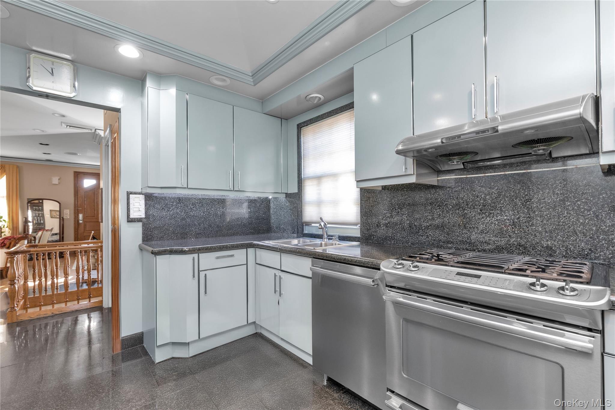 #8 photo, 145-85 9th Avenue, كوينز Whitestone , NY 11357