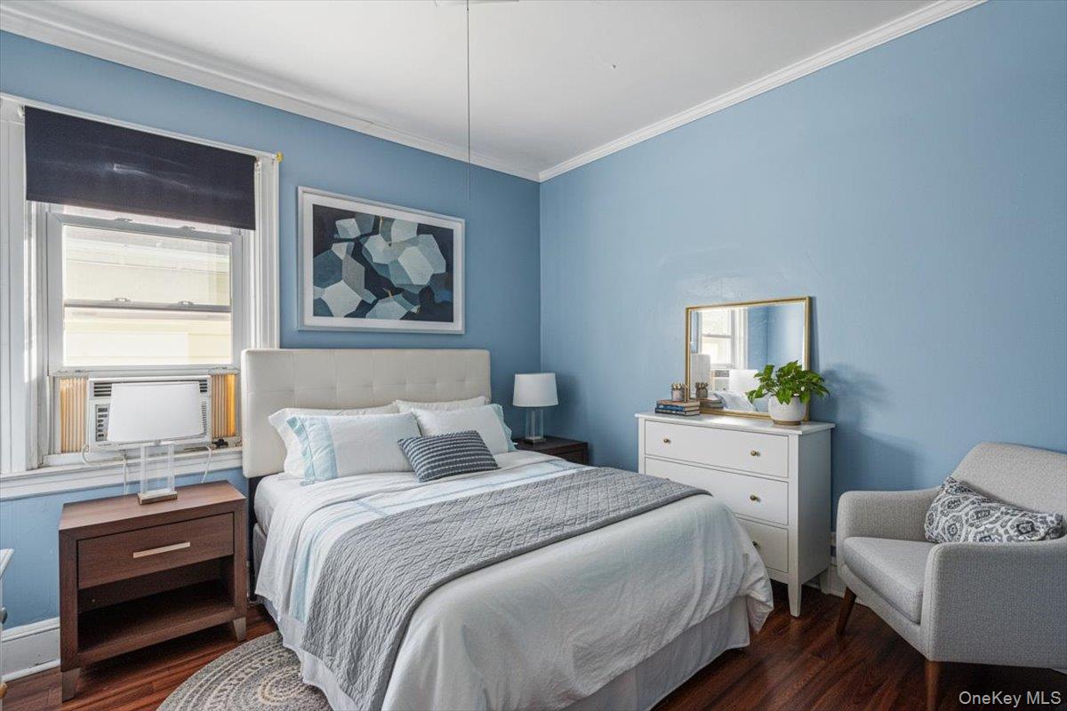 #19 photo, 8913 213th Street, 뉴욕퀸즈 Queens Village , NY 11427