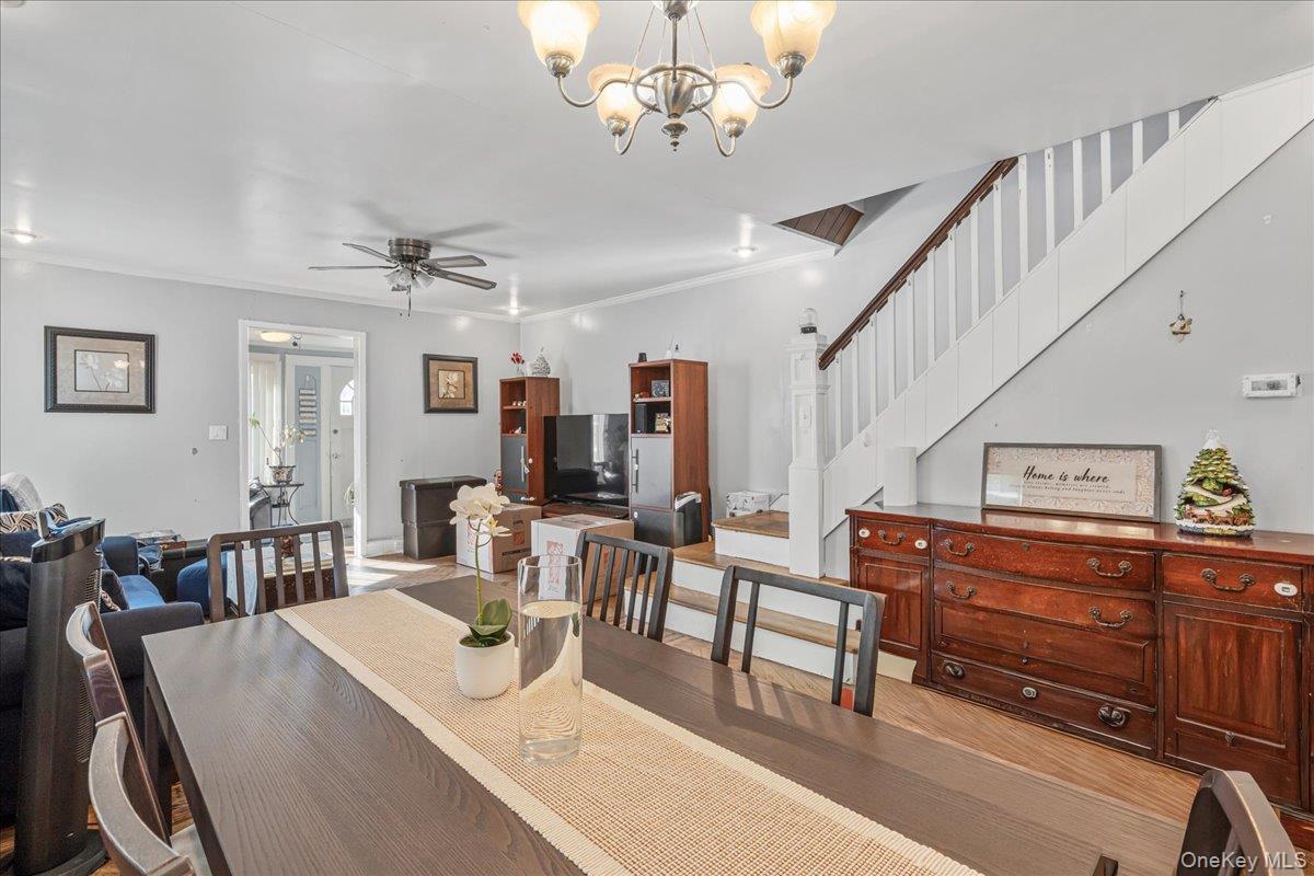 #7 photo, 8913 213th Street, 뉴욕퀸즈 Queens Village , NY 11427