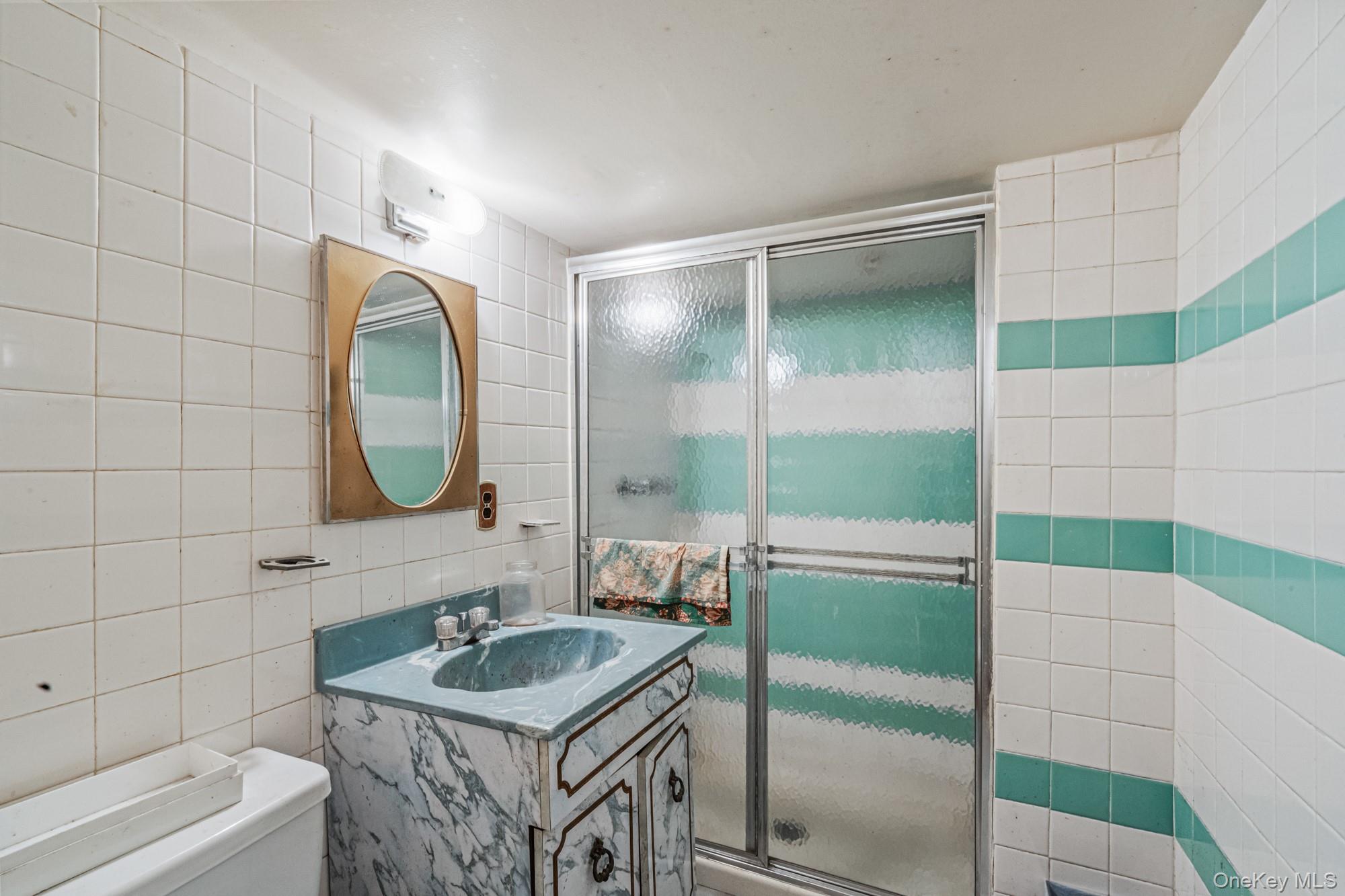 #18 photo, 6923 59th Road, Куинс ‖ Maspeth , NY 11378