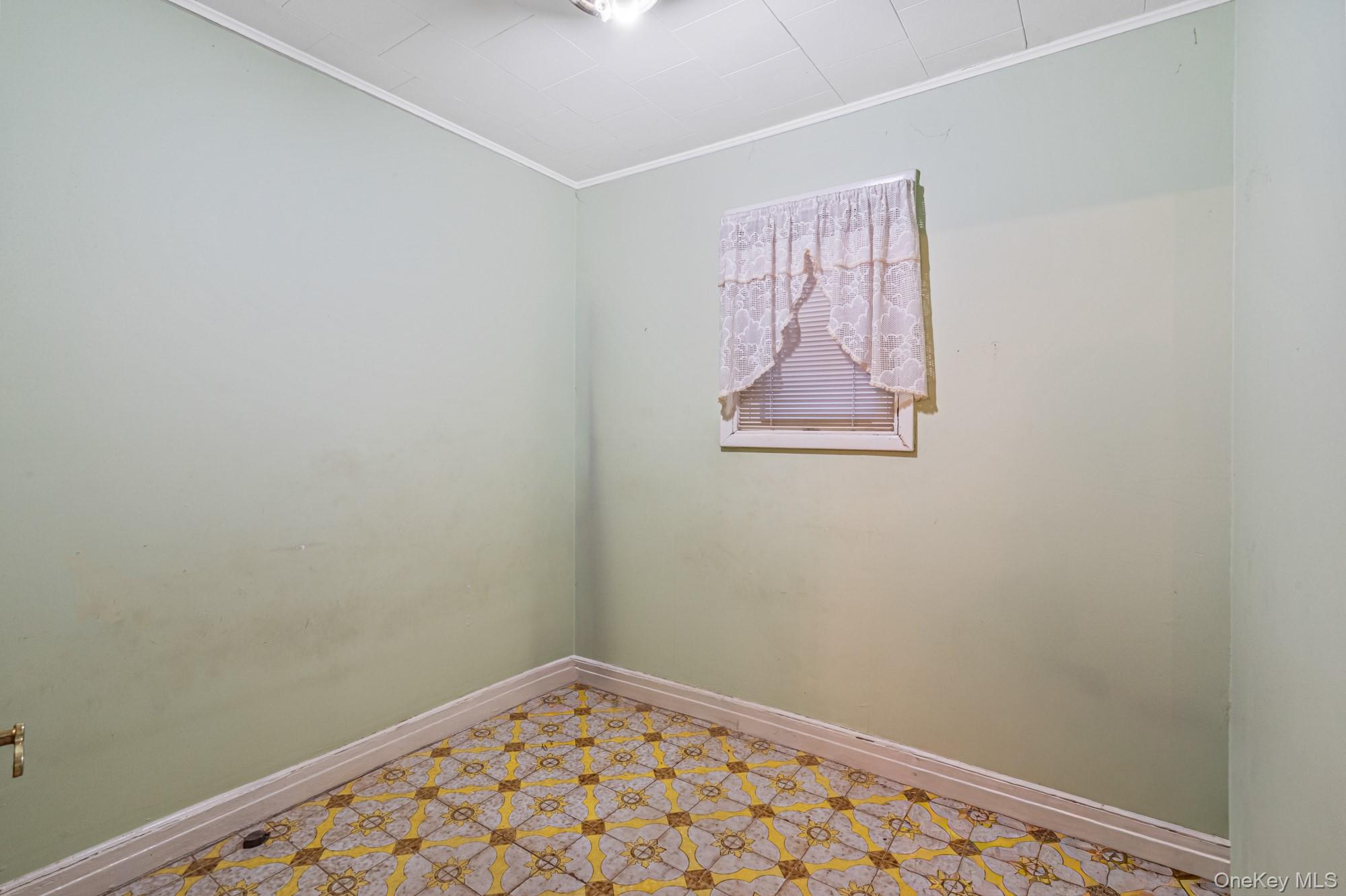 #9 photo, 6923 59th Road, Куинс ‖ Maspeth , NY 11378