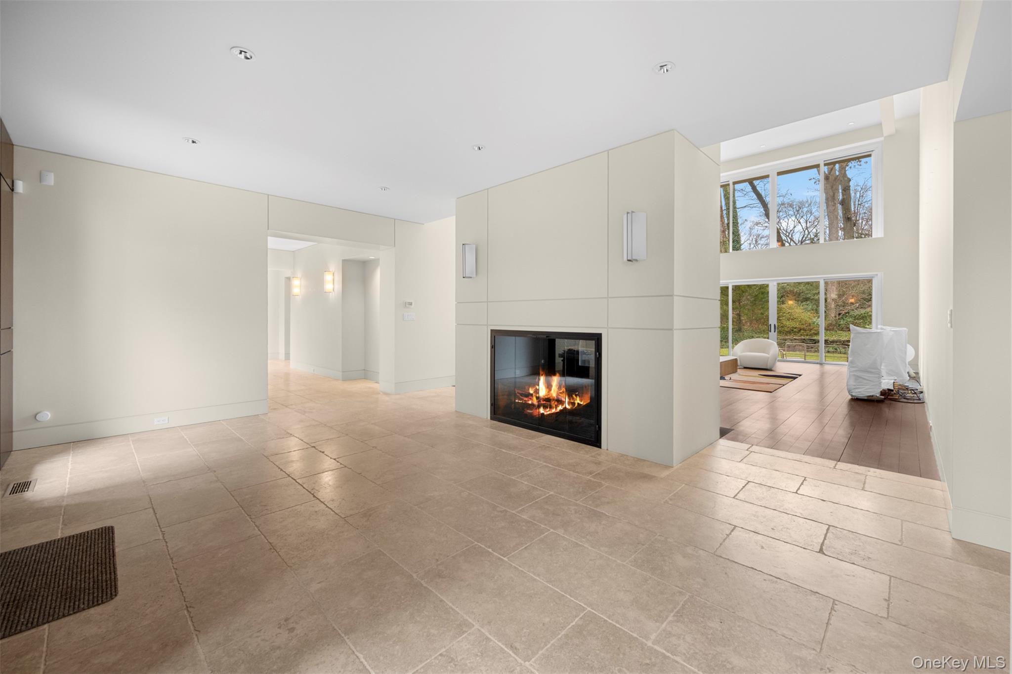 #3 photo, 121 Piping Rock Road, מחוז נסאו Locust Valley , NY 11560