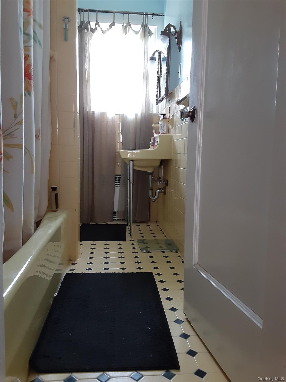 #14 photo, 91 Bedell Avenue, Нассау ‖ Hempstead , NY 11550