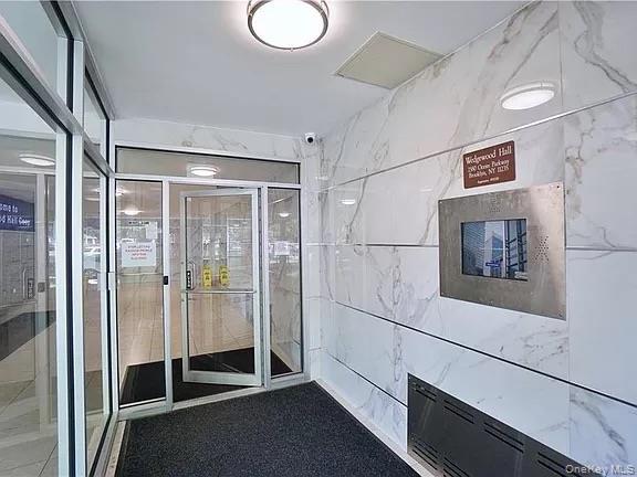 #18 photo, 2580 Ocean Parkway, הברונקס Brooklyn , NY 11235