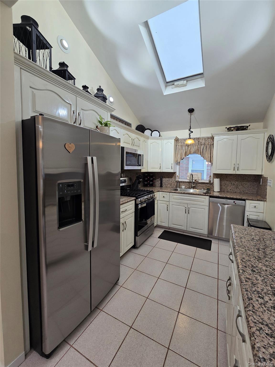 #8 photo, 15611 89th Street, Howard Beach , NY 11414