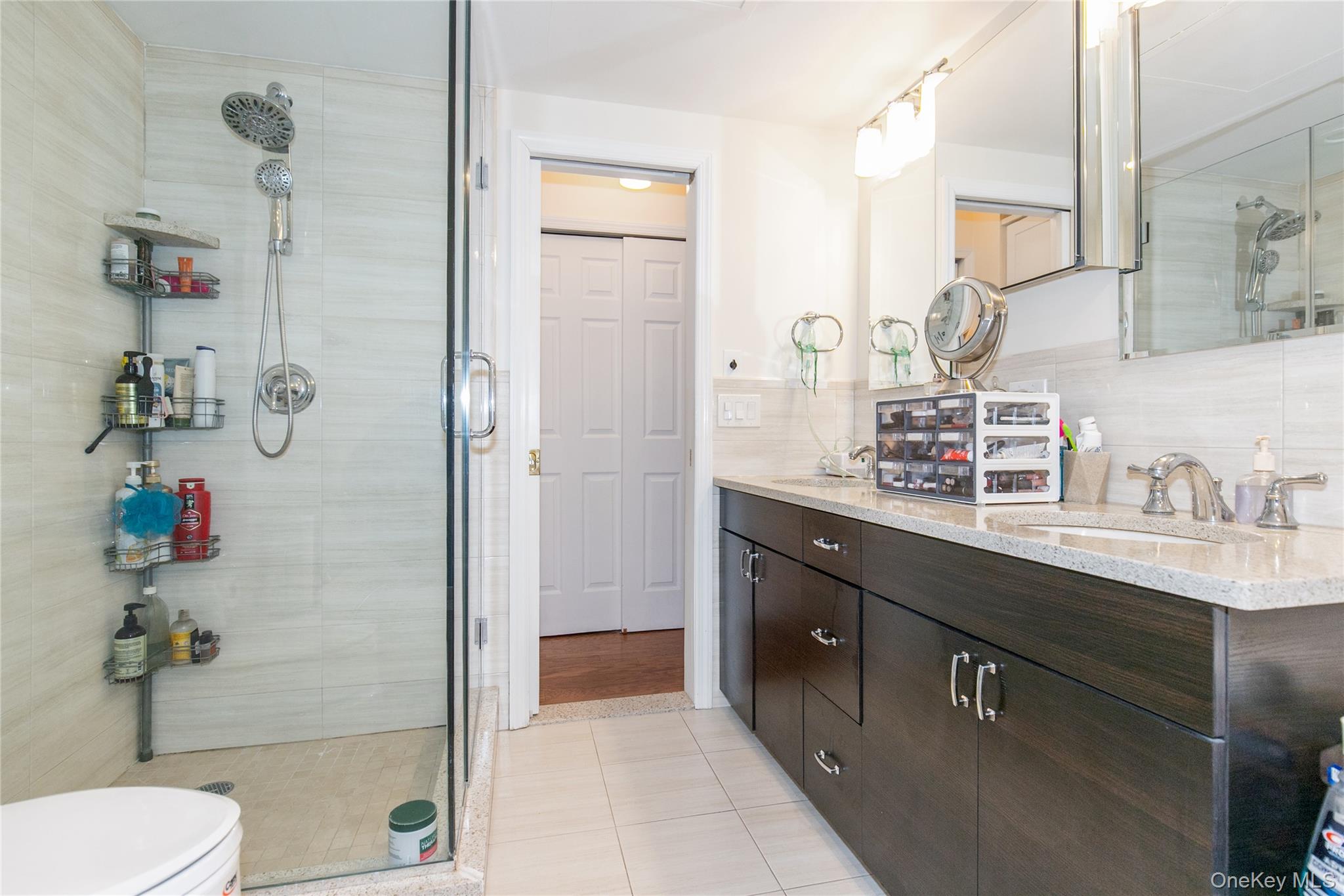 #20 photo, 12 Bond Street, Great Neck , NY 11021