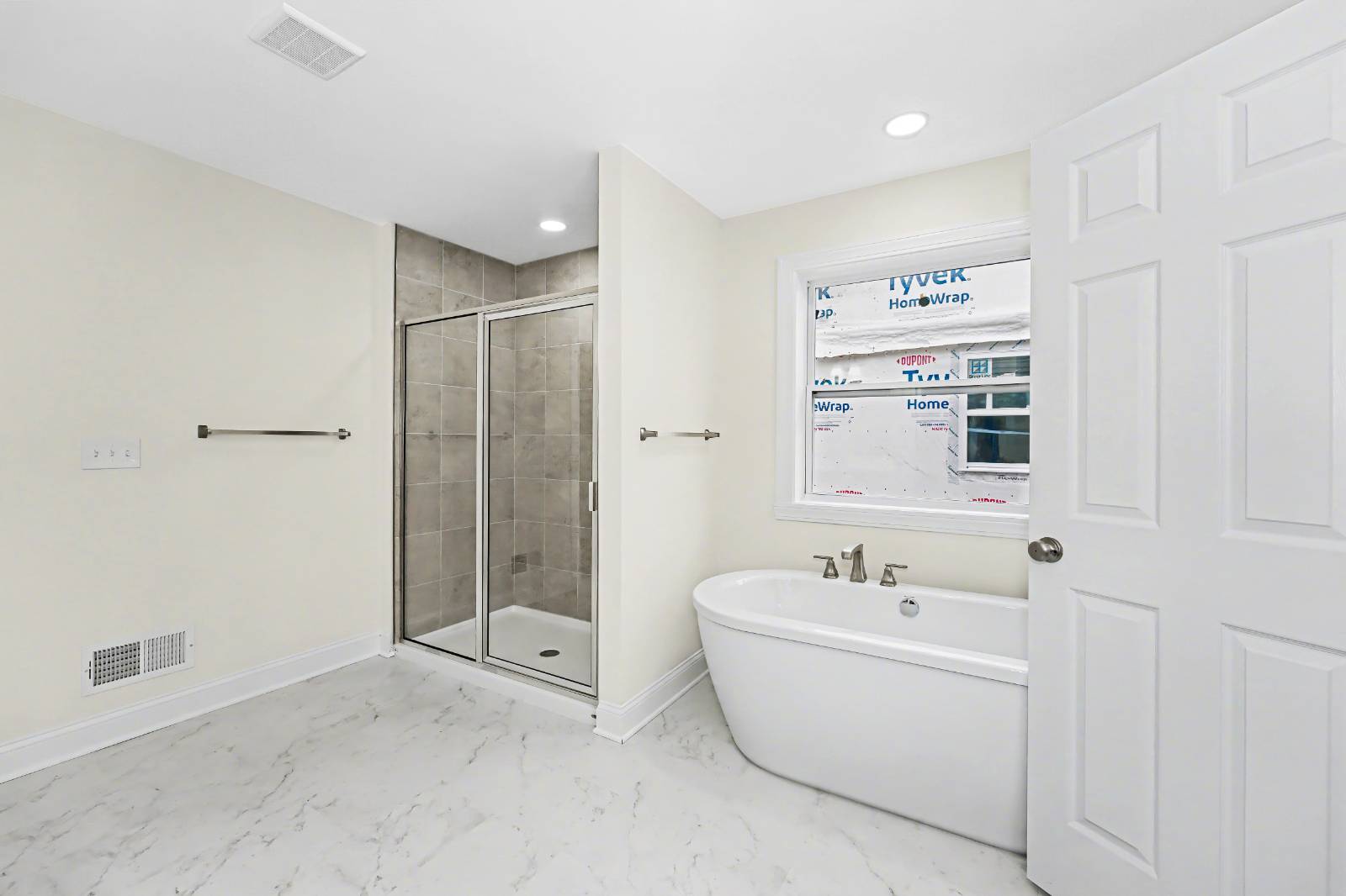 #24 photo, 26 Tamarack Street, Ballston Lake , NY 12019