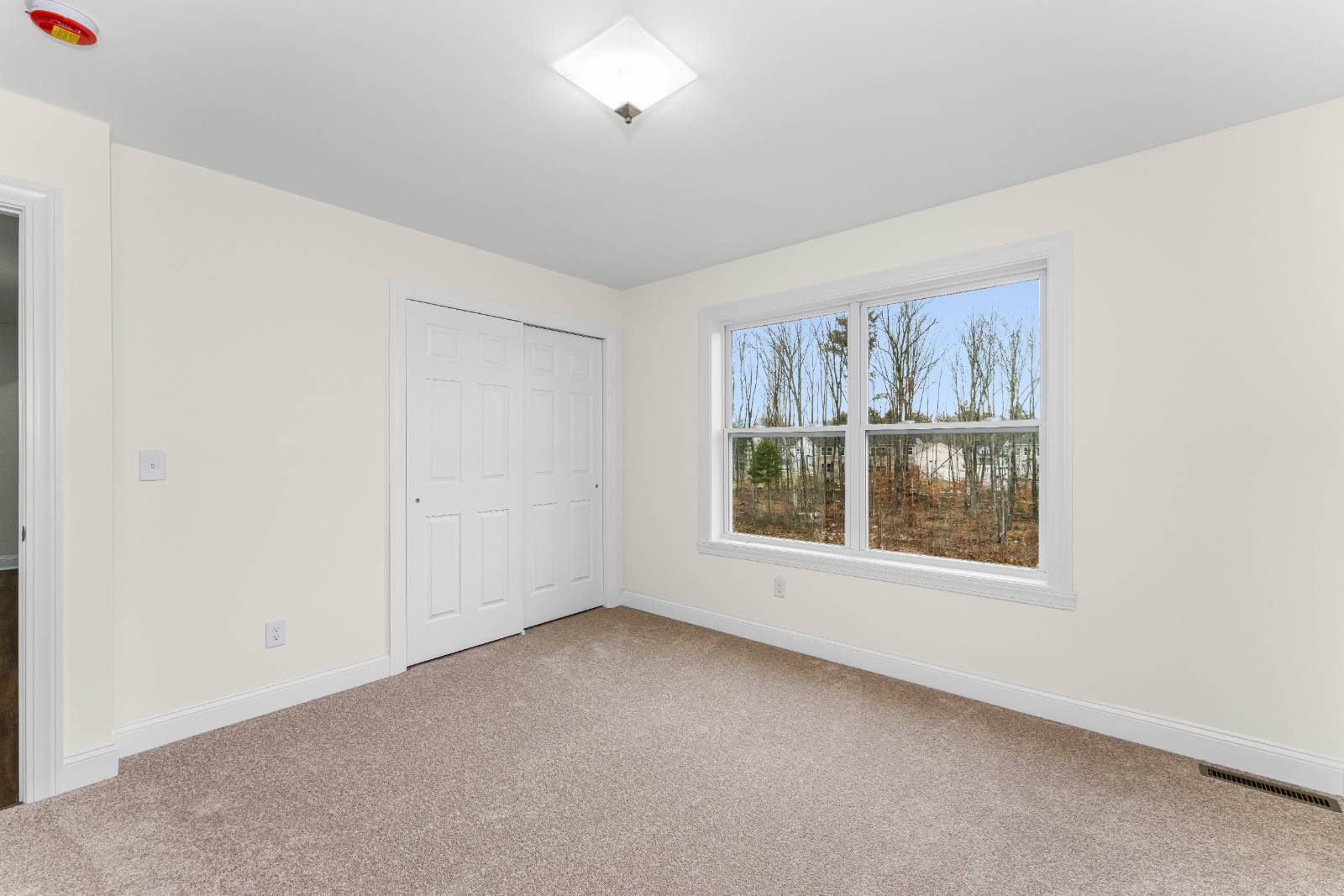 #27 photo, 26 Tamarack Street, Ballston Lake , NY 12019