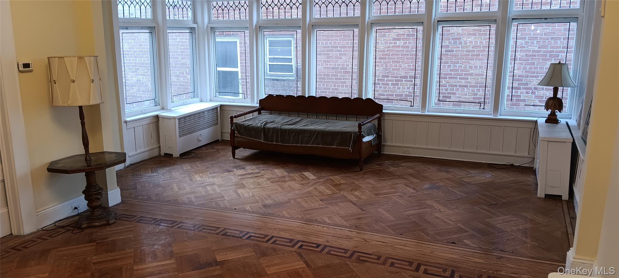 #1 photo, 84-36 Abingdon Road, 皇后区 秋园 Kew Gardens , NY 11415