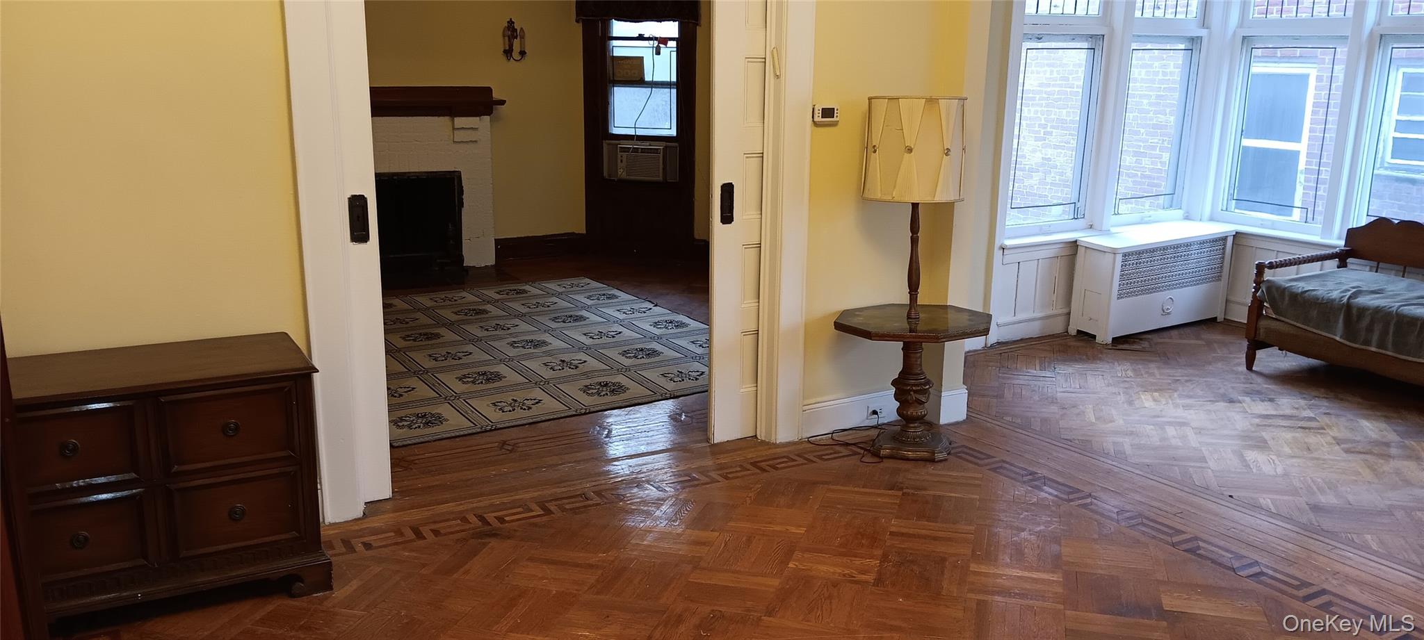 #2 photo, 84-36 Abingdon Road, 皇后区 秋园 Kew Gardens , NY 11415