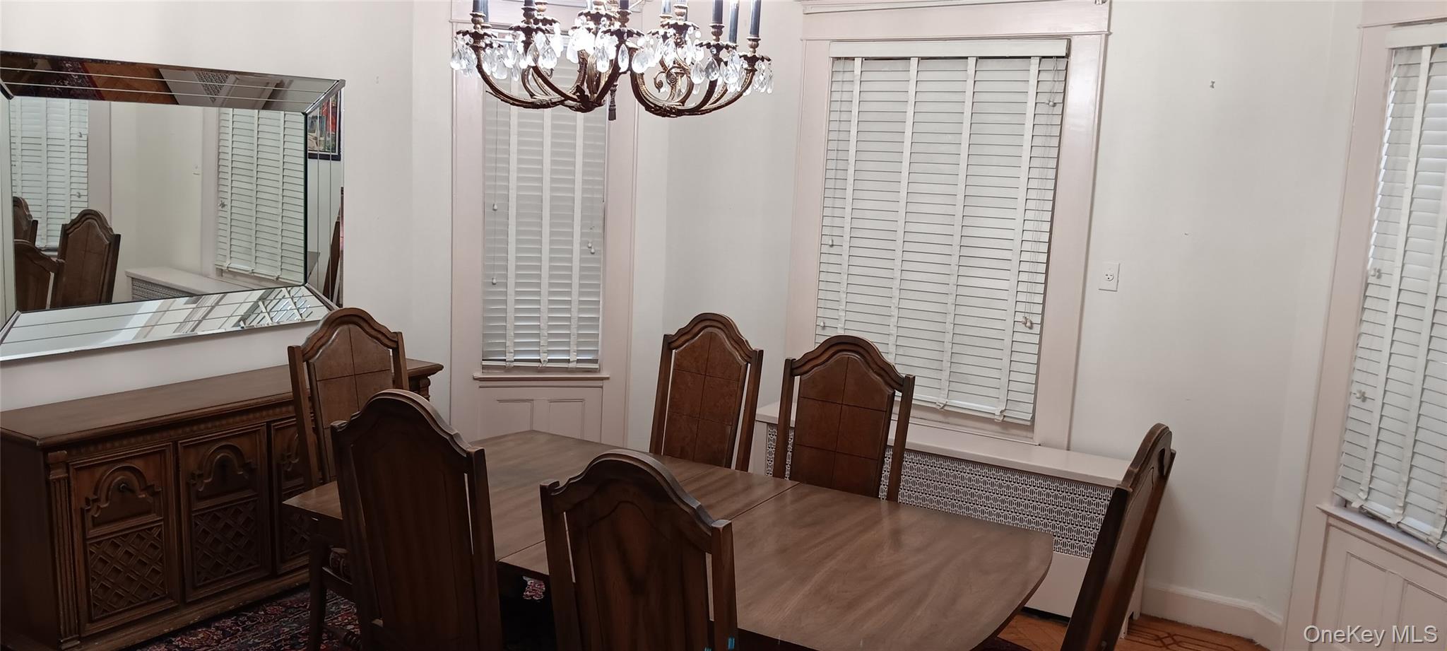 #5 photo, 84-36 Abingdon Road, 皇后区 秋园 Kew Gardens , NY 11415