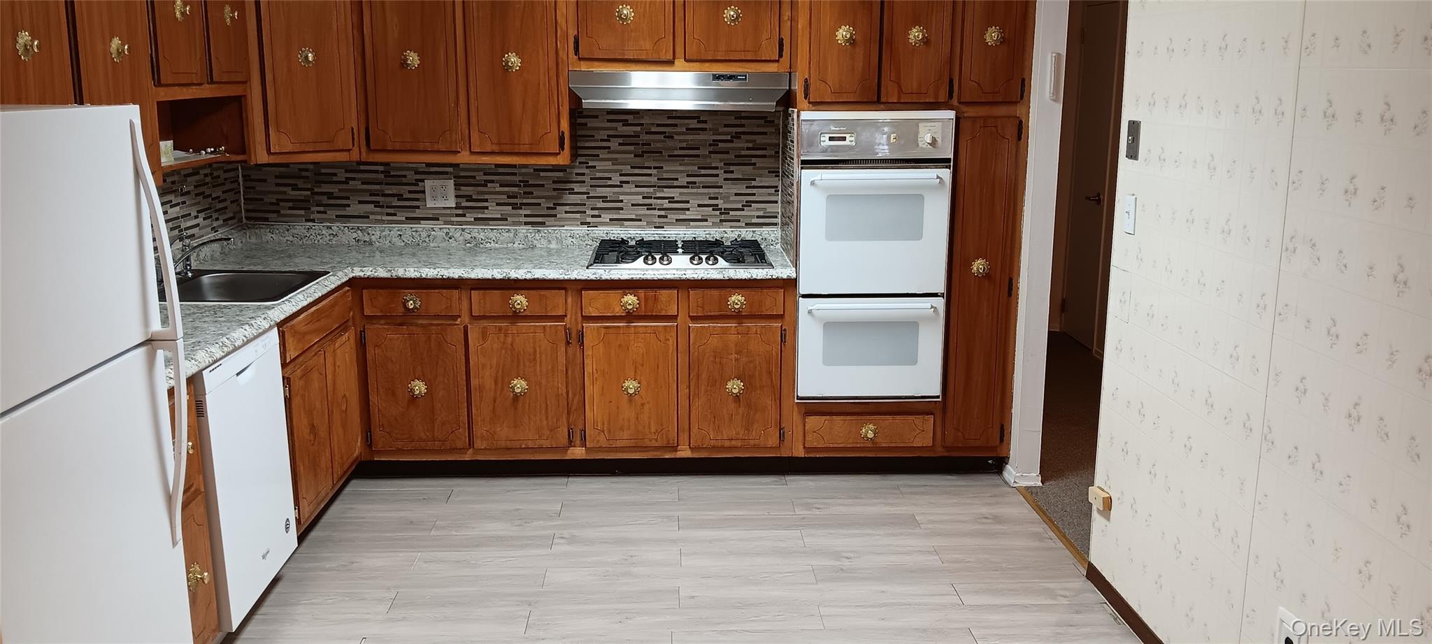 #3 photo, 12019 84th Avenue, 皇后区 秋园 Kew Gardens , NY 11415