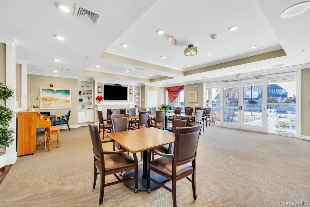 #17 photo, 1 Meadows Lane, 롱 아일랜드 Yaphank , NY 11980