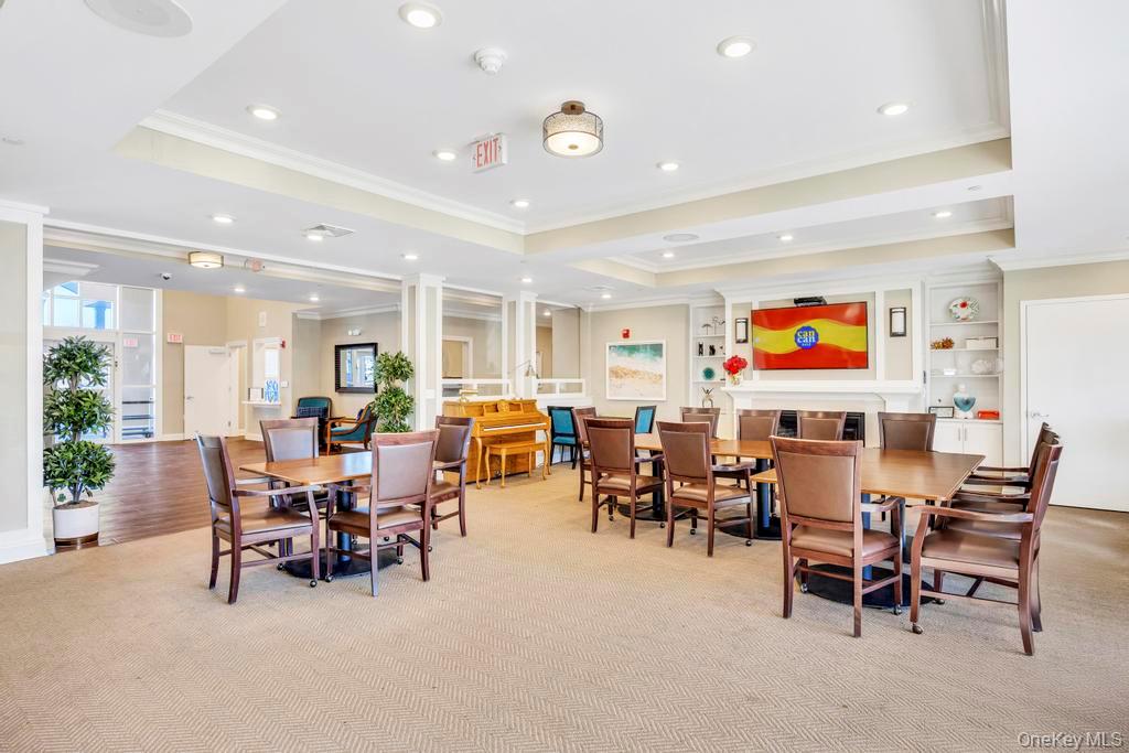 #18 photo, 1 Meadows Lane, 롱 아일랜드 Yaphank , NY 11980