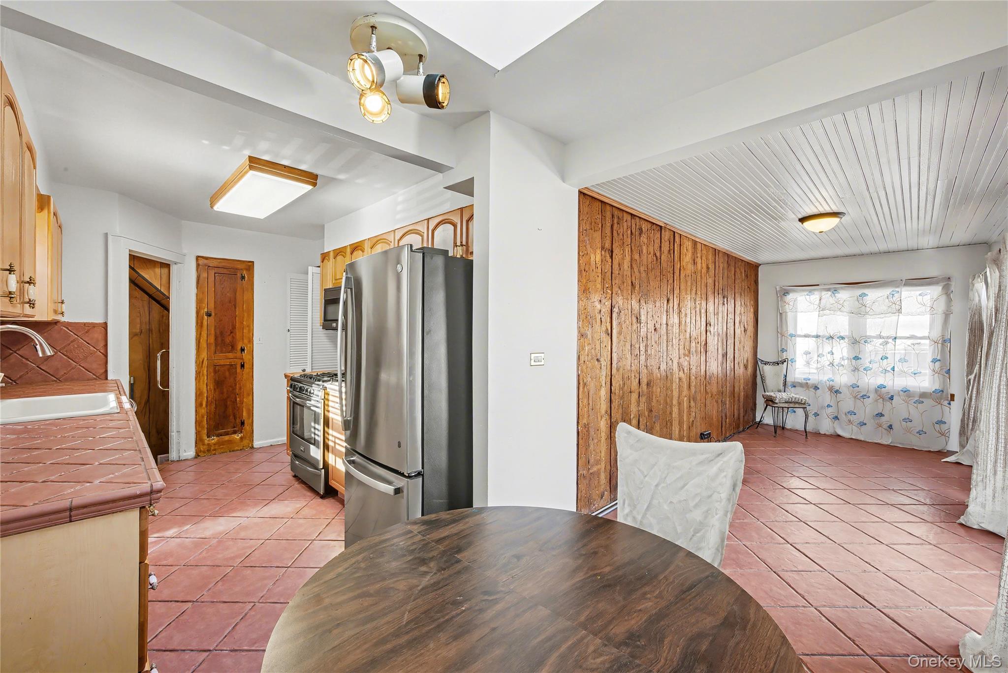 #14 photo, 12 King Street, Freeport , NY 11520