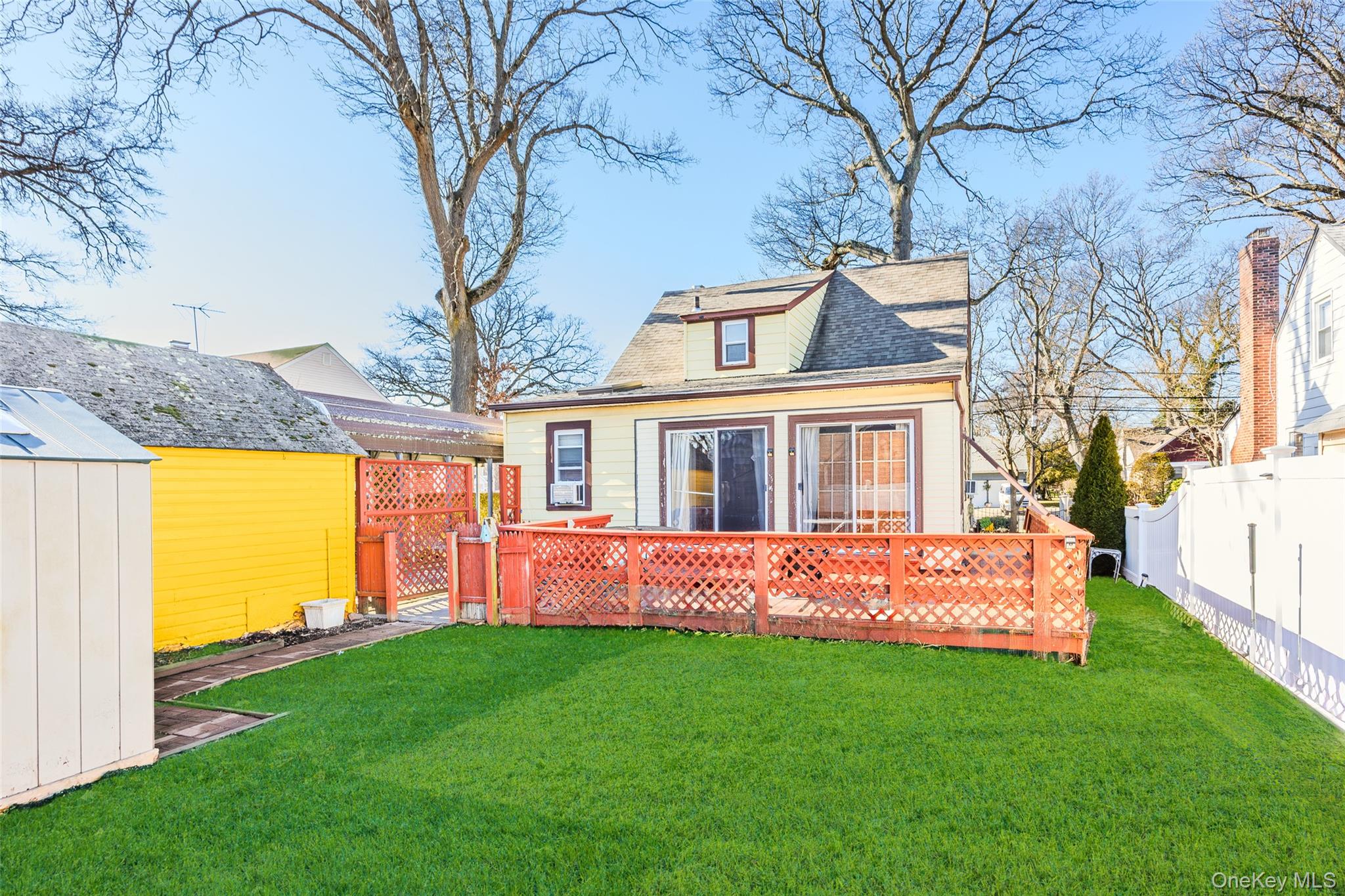 #7 photo, 12 King Street, Freeport , NY 11520