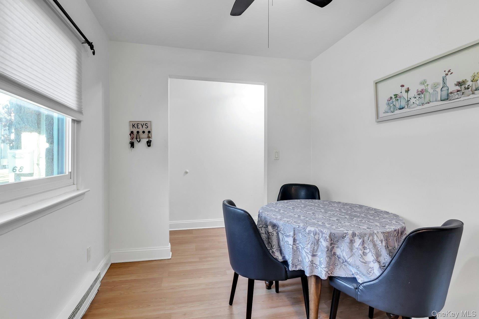 #13 photo, 40-67 4 Street, מחוז סאפוק Patchogue , NY 11772