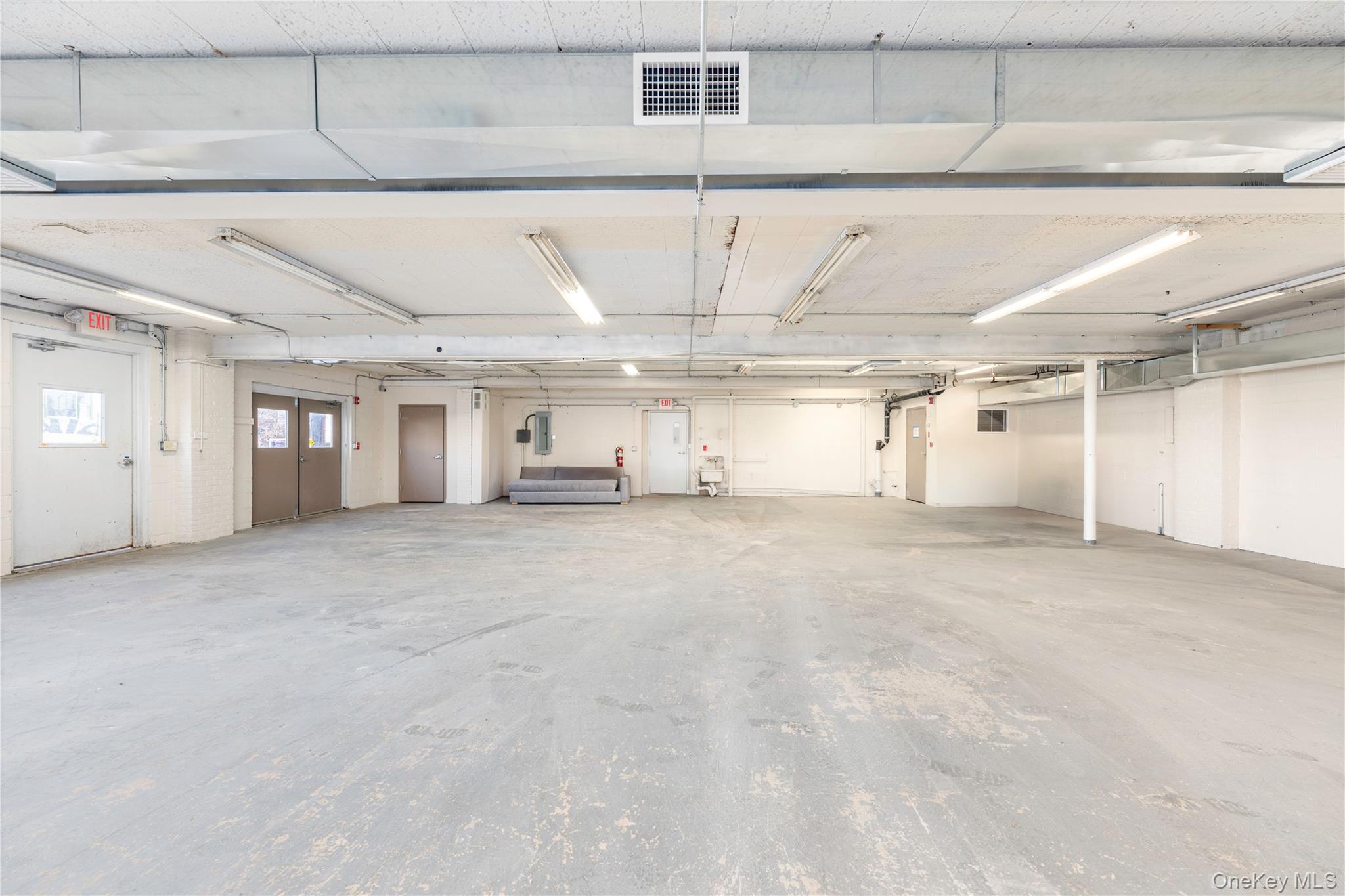 #4 photo, 342 Lexington Avenue, Mount Kisco , NY 10549