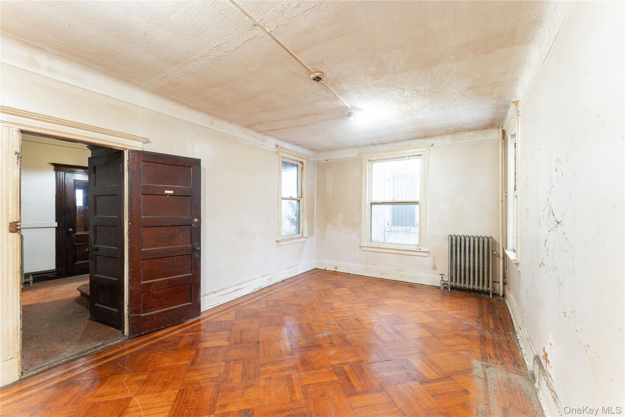 #5 photo, 9235 51st Avenue, Elmhurst , NY 11373