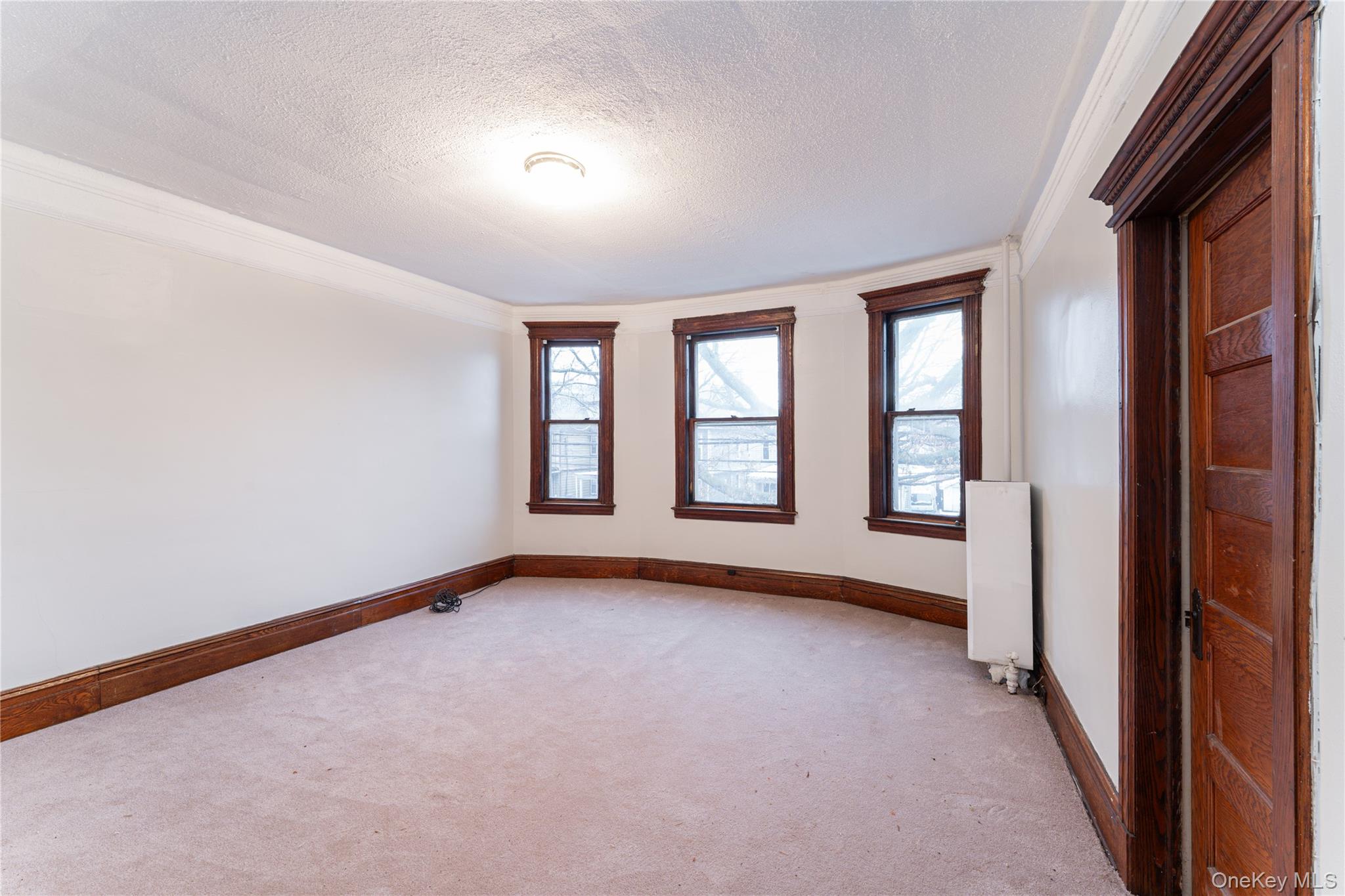 #8 photo, 9235 51st Avenue, Elmhurst , NY 11373