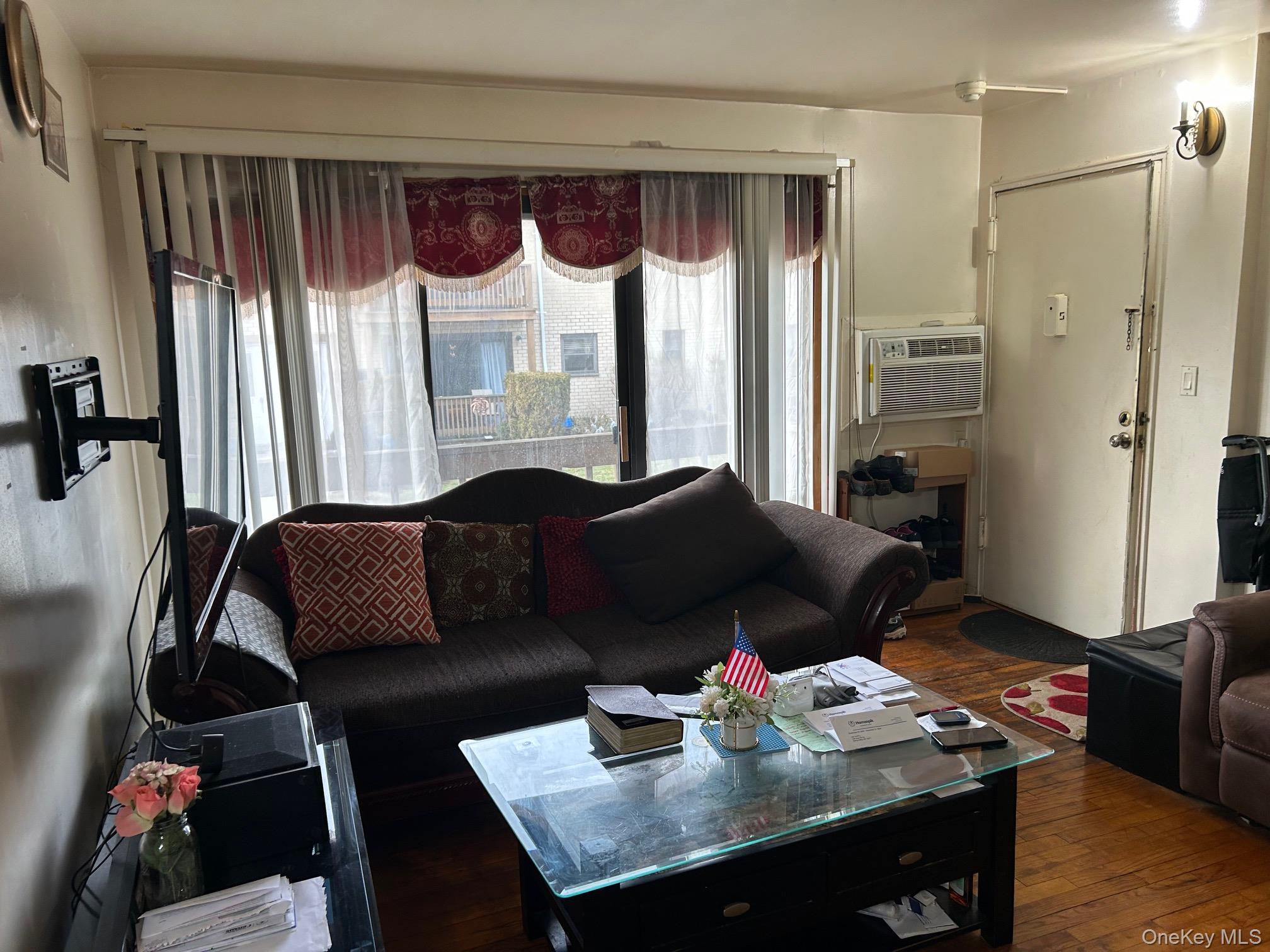 #16 photo, 17 Sneden Place, Spring Valley , NY 10977