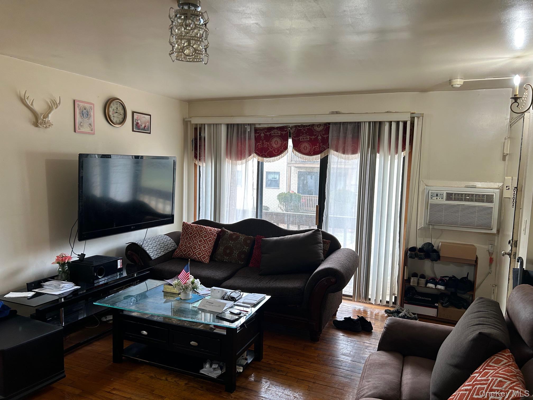 #8 photo, 17 Sneden Place, Spring Valley , NY 10977