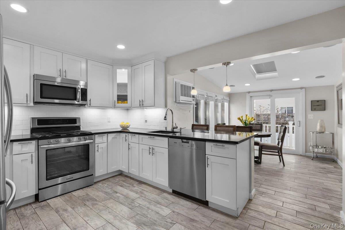 #9 photo, 89 Birch Street, Port Chester , NY 10573