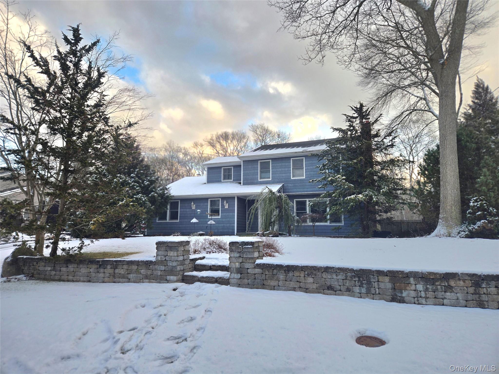 #1 photo, 22 Rustic Road, Yaphank , NY 11980