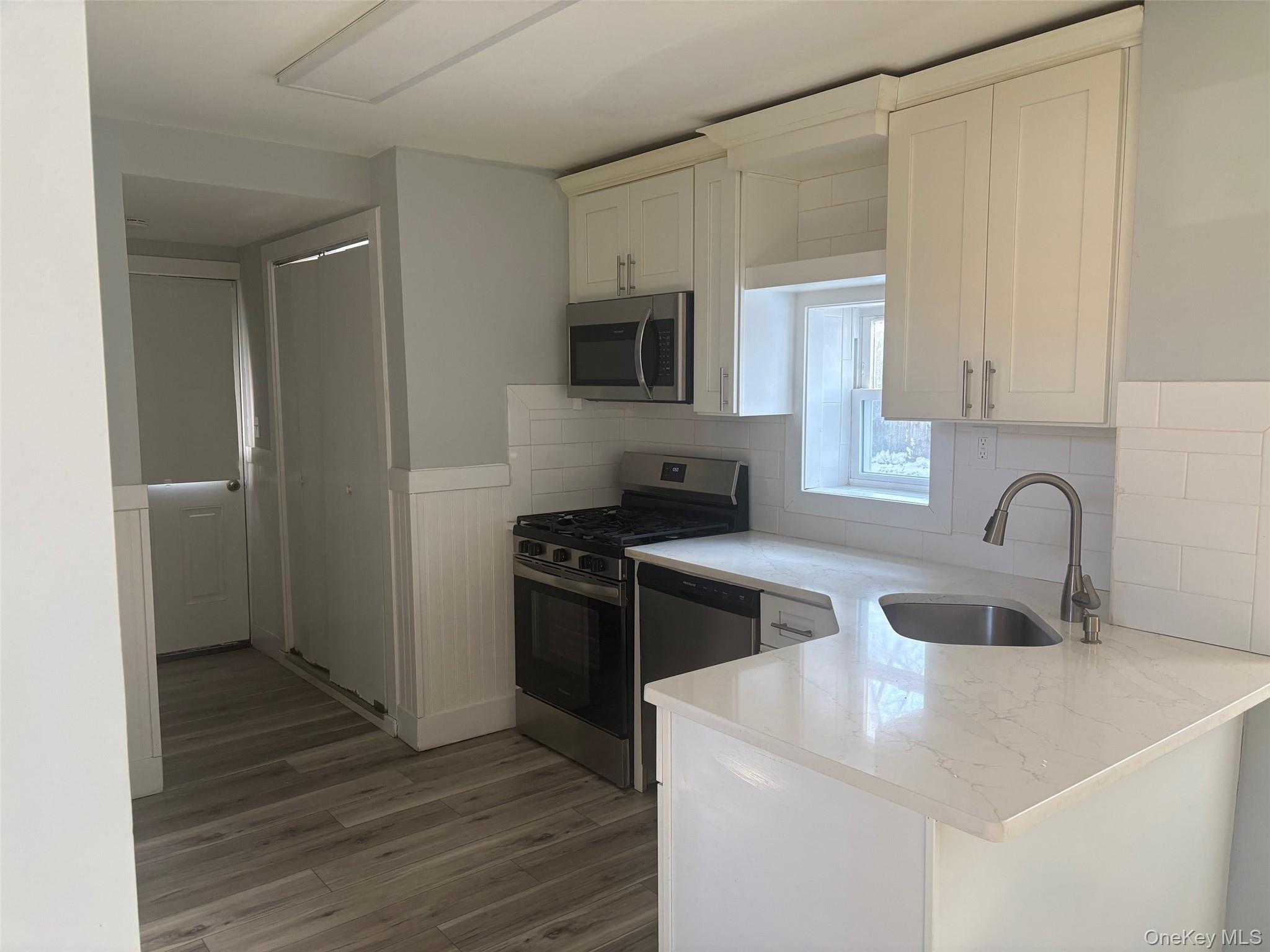 #3 photo, 101 48th Street, 롱 아일랜드 Lindenhurst , NY 11757