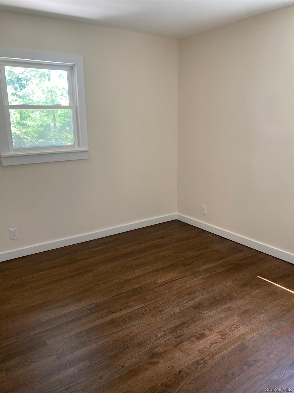 #9 photo, 101 48th Street, 롱 아일랜드 Lindenhurst , NY 11757