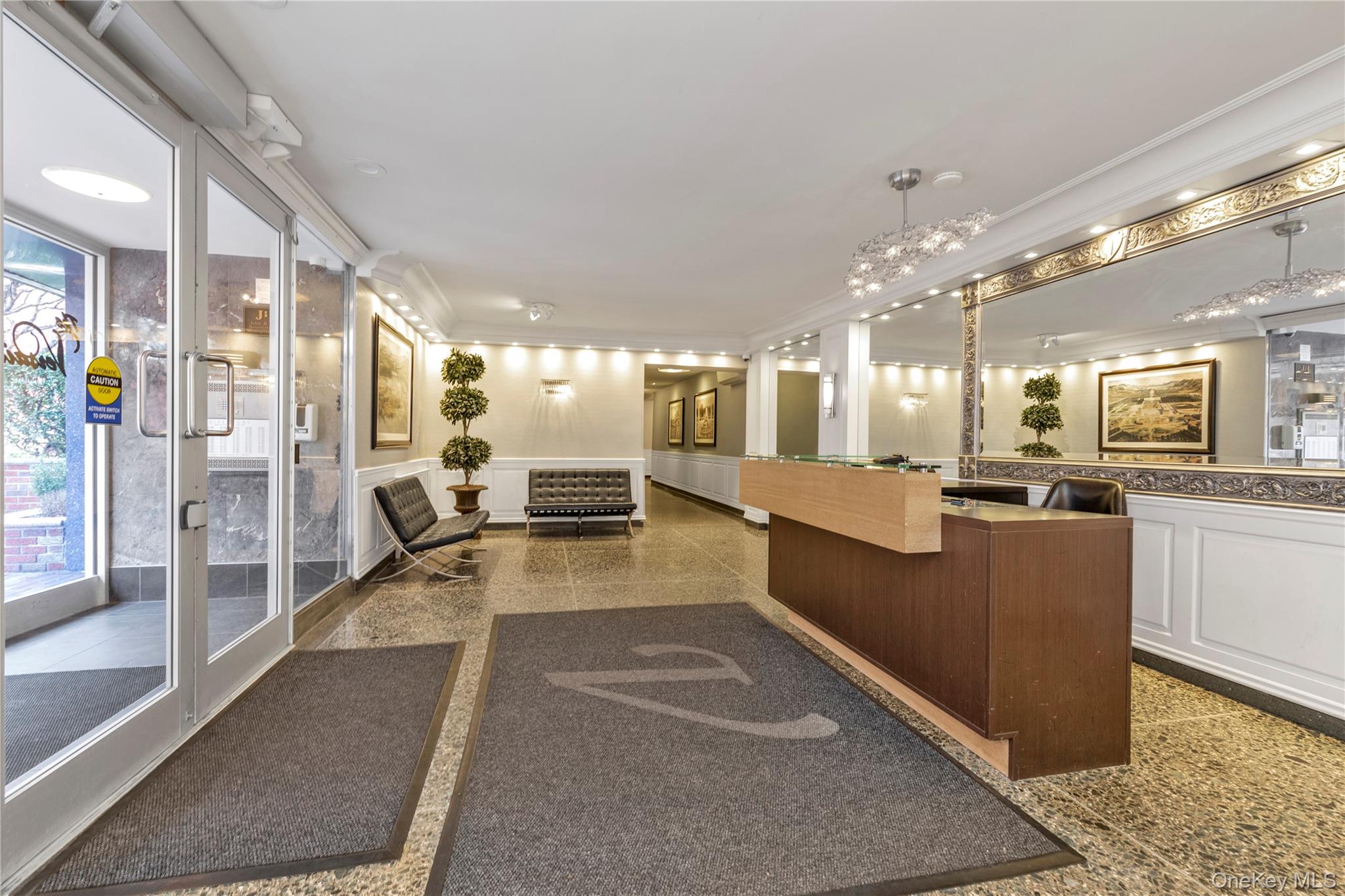 #1 photo, 110-45 71St Road, फॉरेस्ट हिल्स Forest Hills , NY 11375