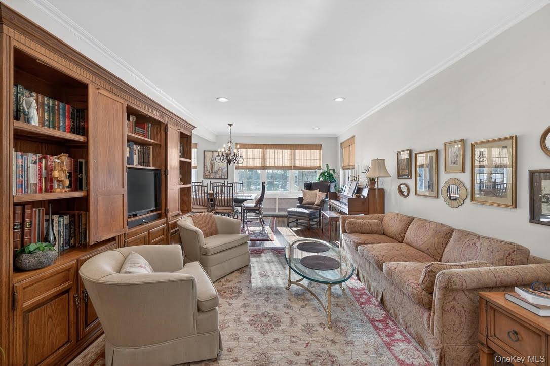 #8 photo, 366 Stewart Avenue, 롱 아일랜드 Garden City , NY 11530