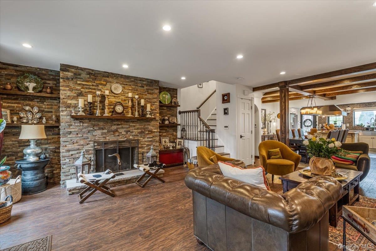 #4 photo, 68-48 Fleet Street, קווינס Forest Hills , NY 11375