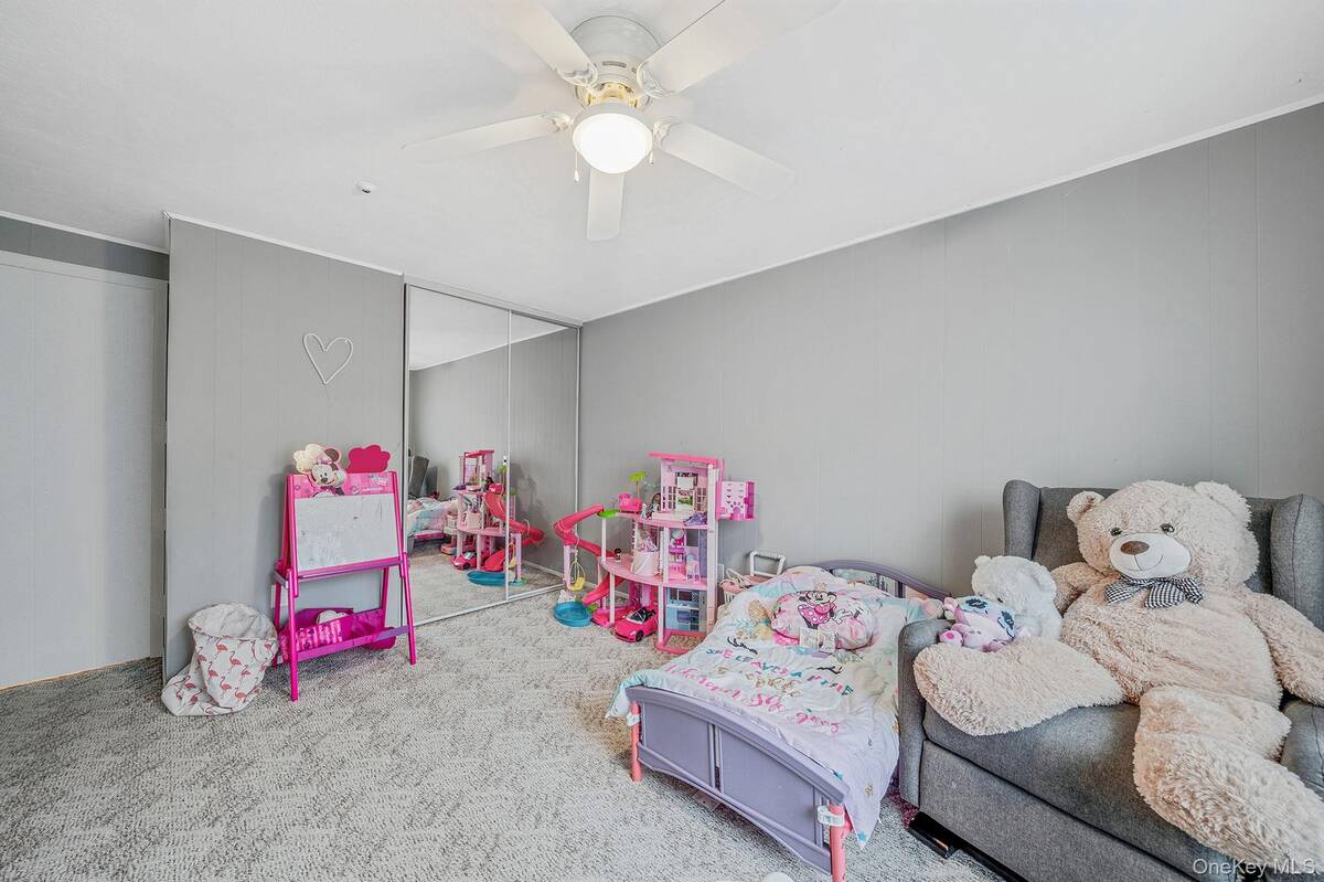 #16 photo, 202 Birchwood Road, Саффолк ‖ Medford , NY 11763