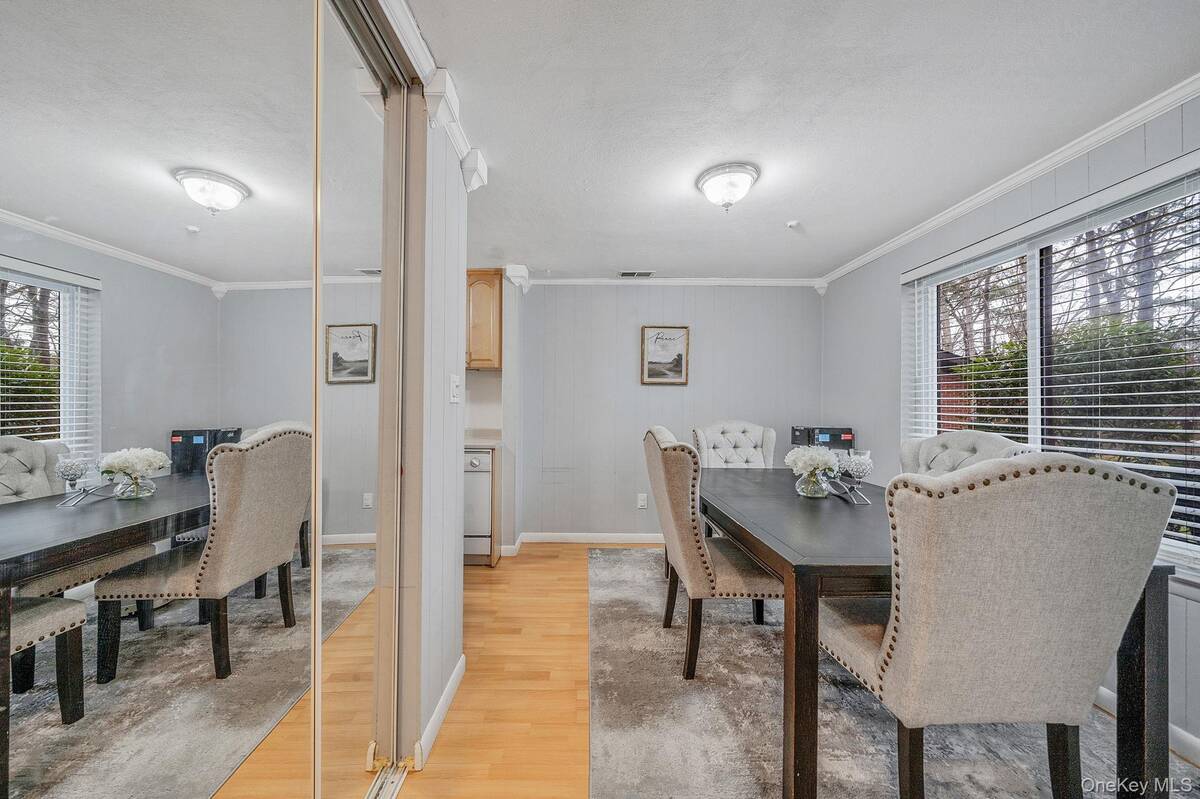 #6 photo, 202 Birchwood Road, Саффолк ‖ Medford , NY 11763