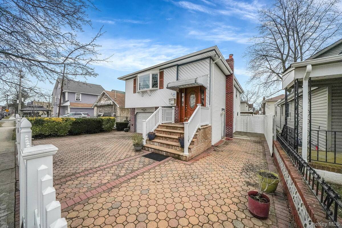 #1 photo, 260 Yale Street, מחוז נסאו Hempstead , NY 11550