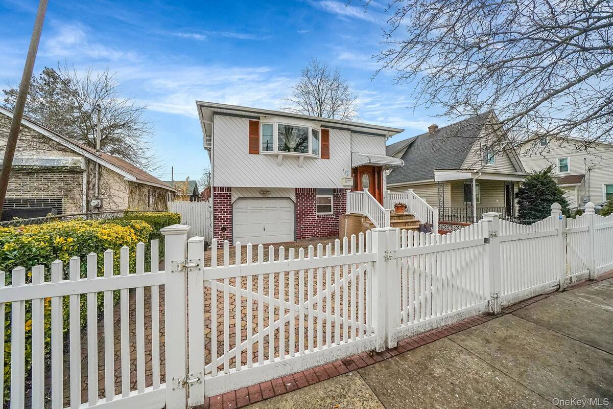 #2 photo, 260 Yale Street, מחוז נסאו Hempstead , NY 11550