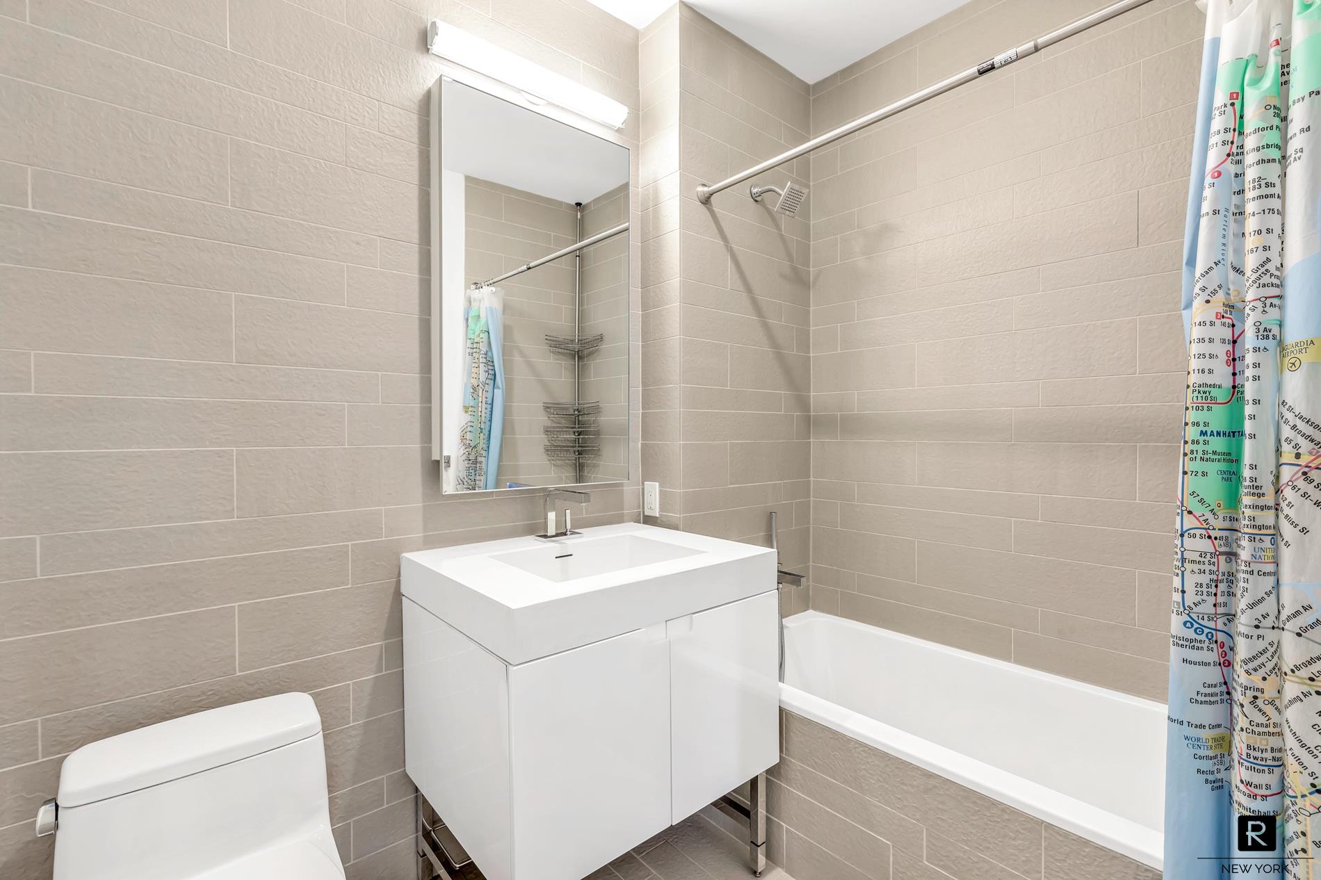 #10 photo, Brooklyn, Downtown Brooklyn , NY 11201