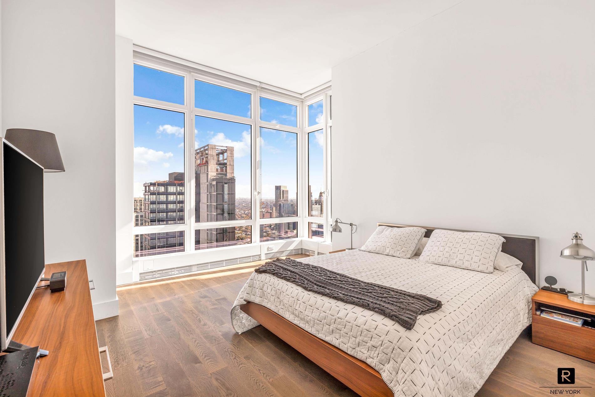 #7 photo, Brooklyn, Downtown Brooklyn , NY 11201