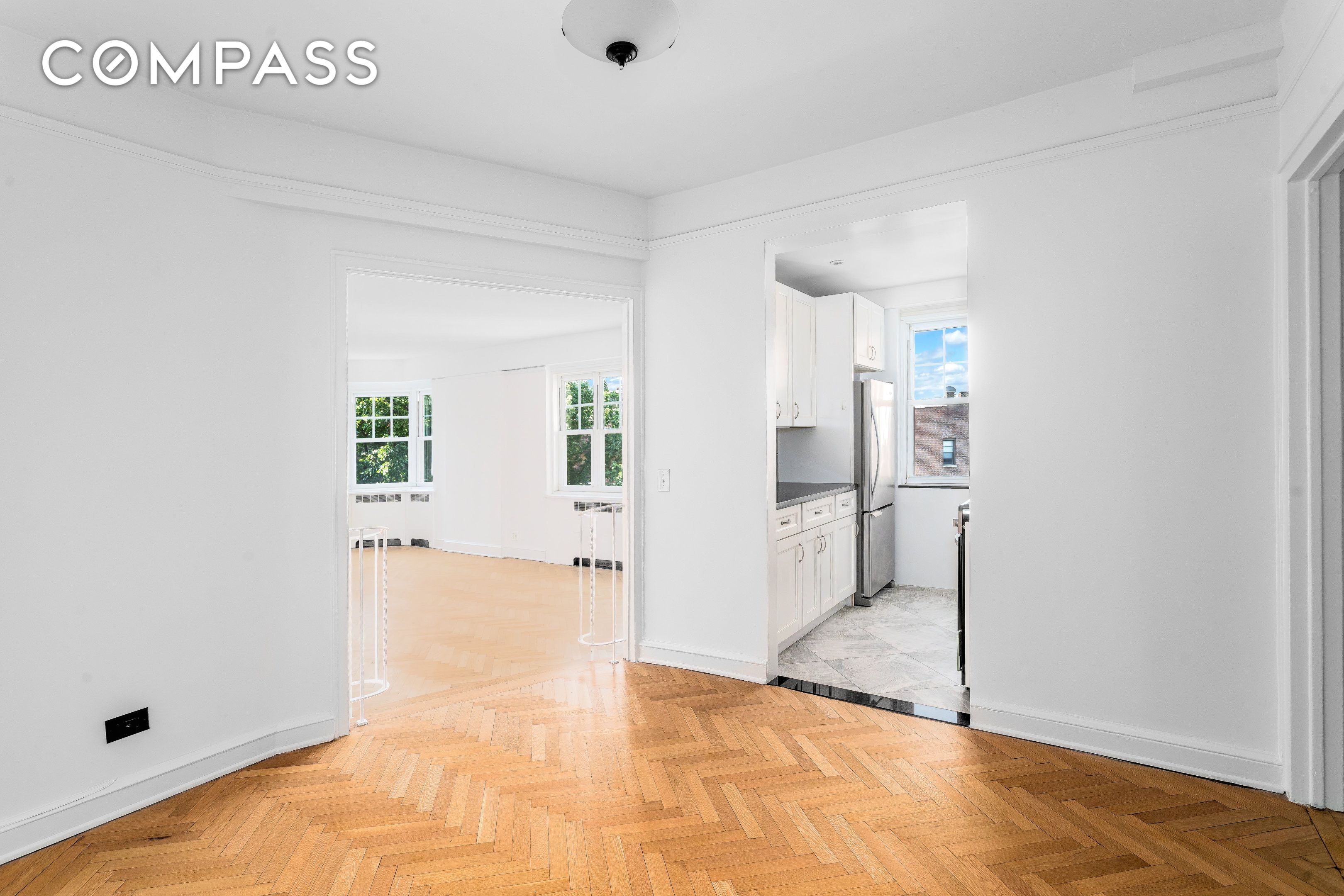 #9 photo, 120 Cabrini Boulevard, Манхэттен ‖ Hudson Heights , NY 10033