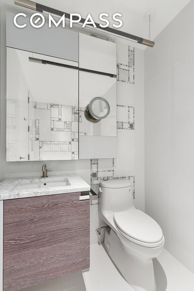 #5 photo, Brooklyn, Downtown Brooklyn , NY 11201