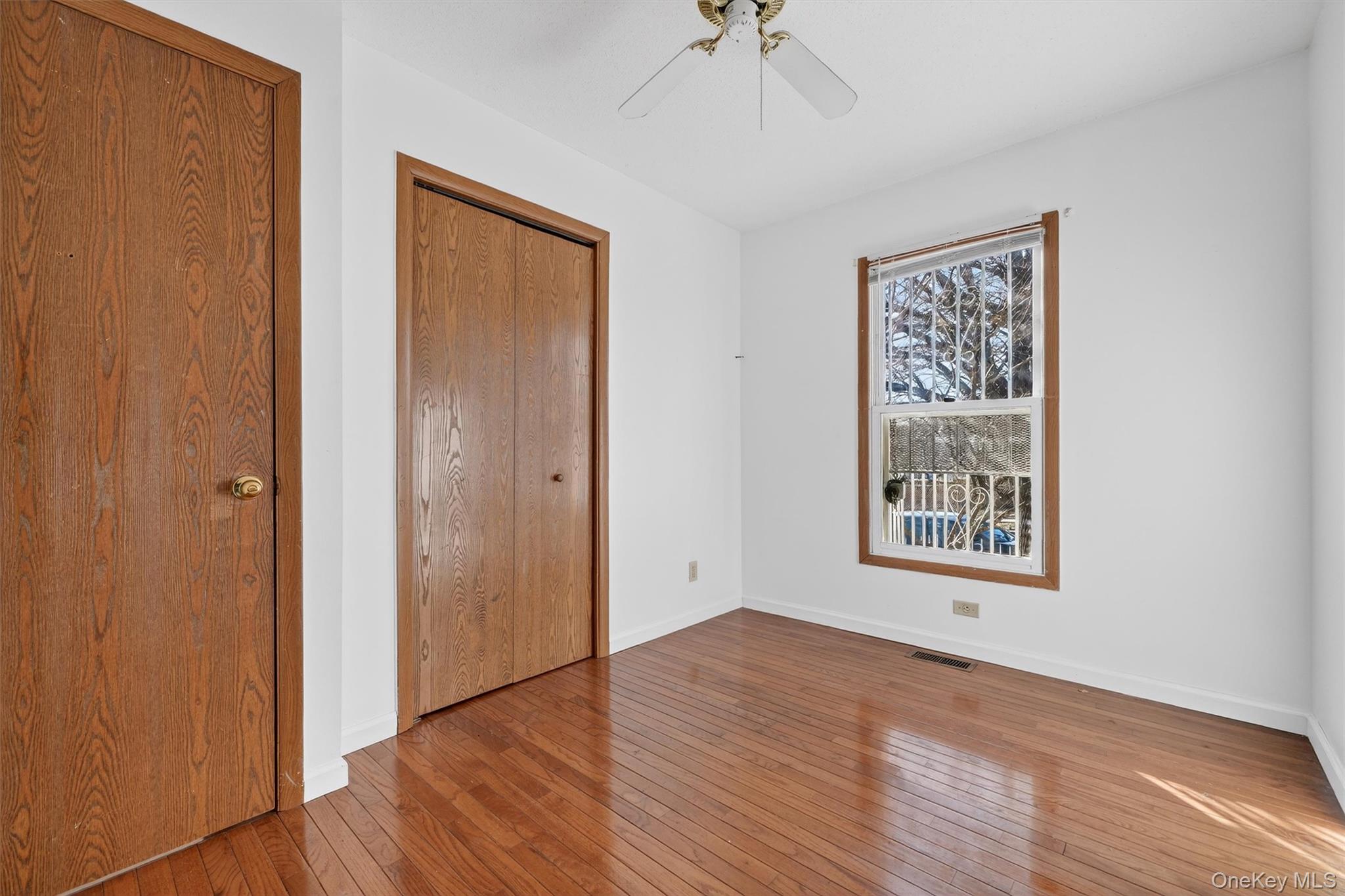 #20 photo, 895 E 172nd Street, Bronx , NY 10460