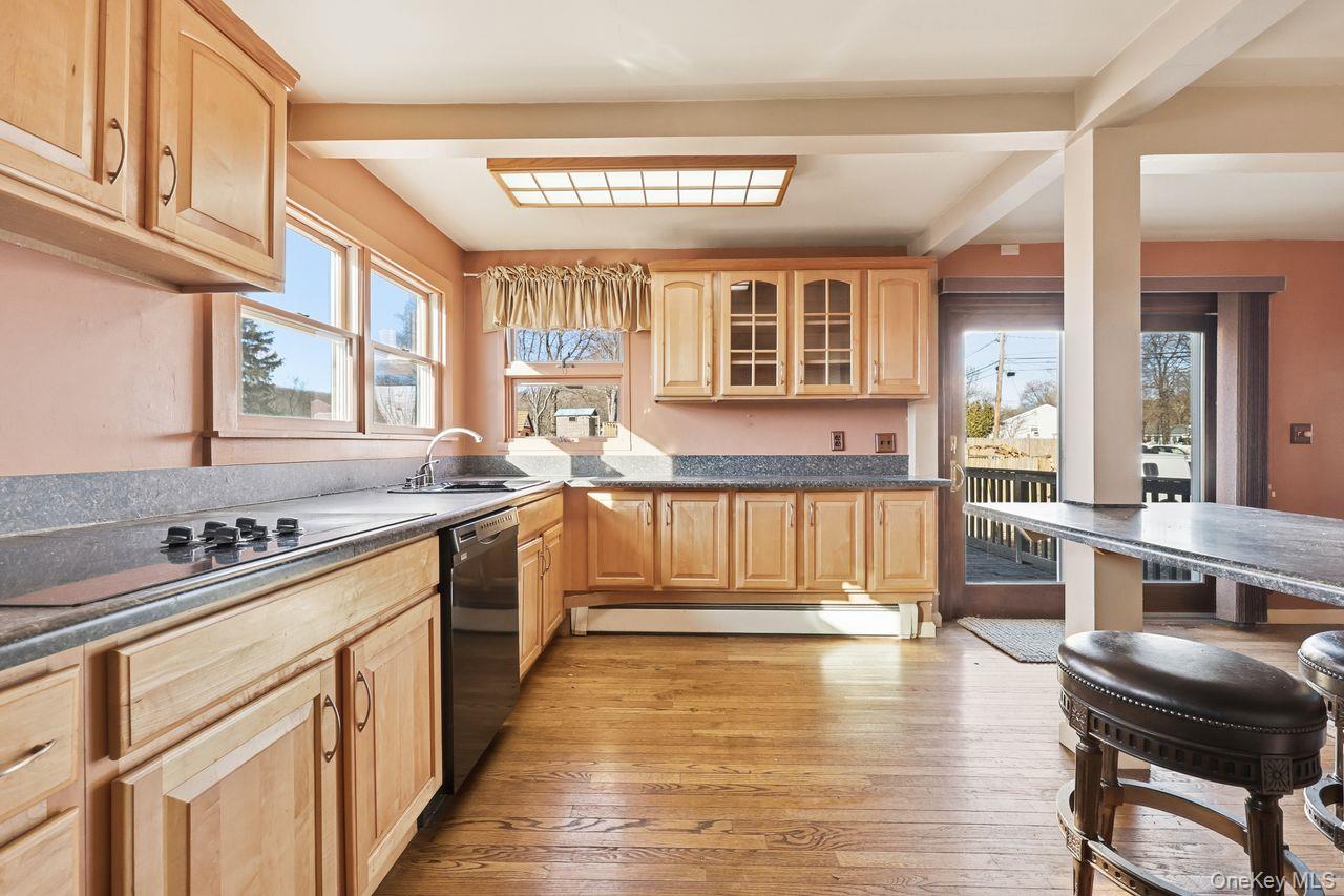 #7 photo, 12 Sebago Road, 뉴욕주 Carmel , NY 10512