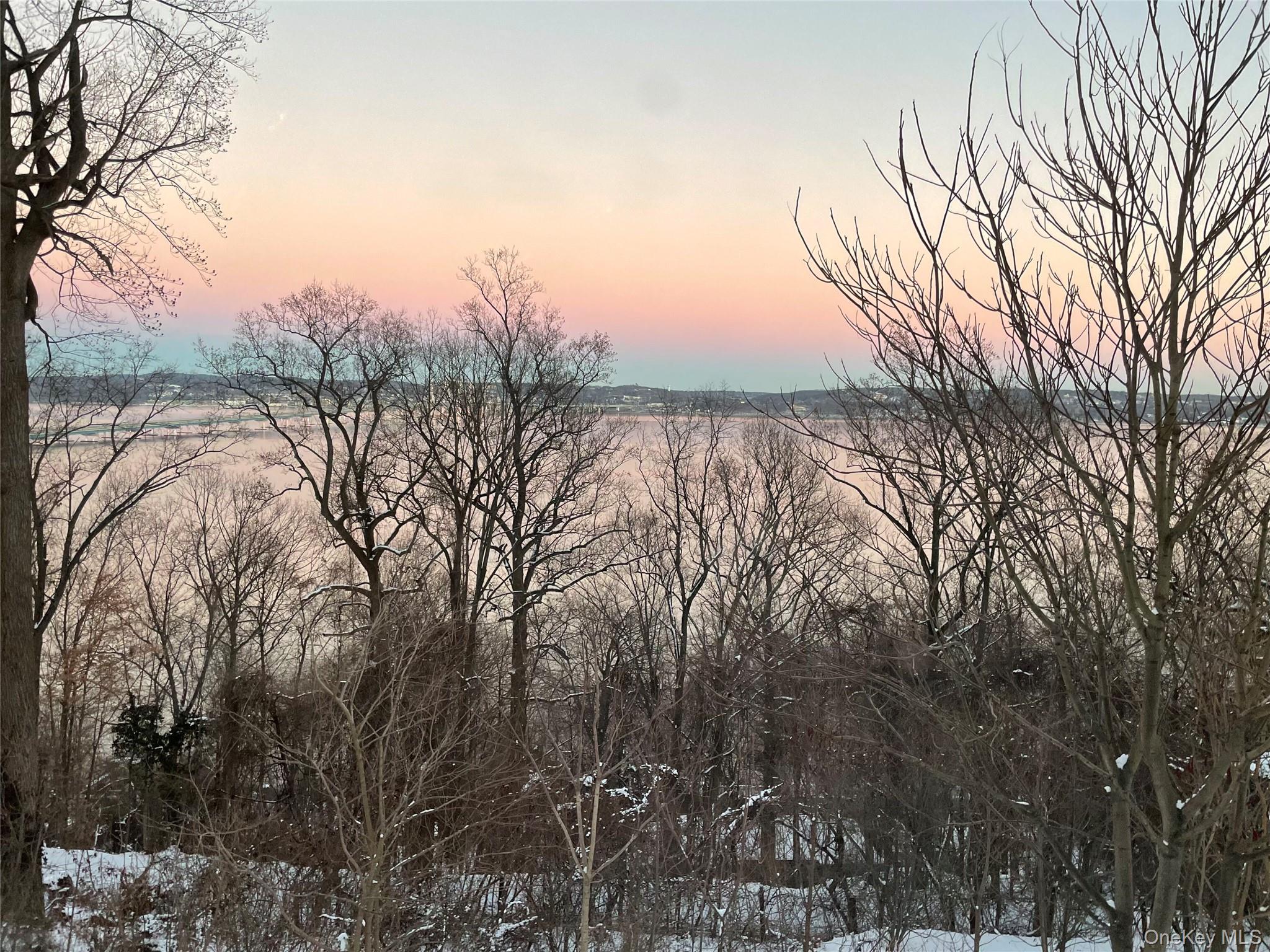 #4 photo, 989 Route 9W, 纽约州 Nyack , NY 10960